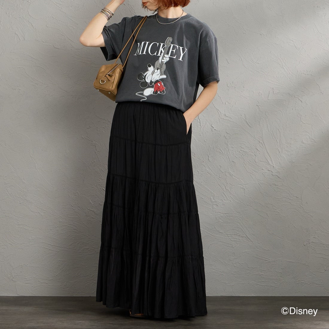 GOOD ROCK SPEED [グッドロックスピード] 別注 MICKEY MOUSE / クラックプリントTシャツ [INTN-071-JF] CHARCOAL &&モデル身長：158cm 着用サイズ：M&&