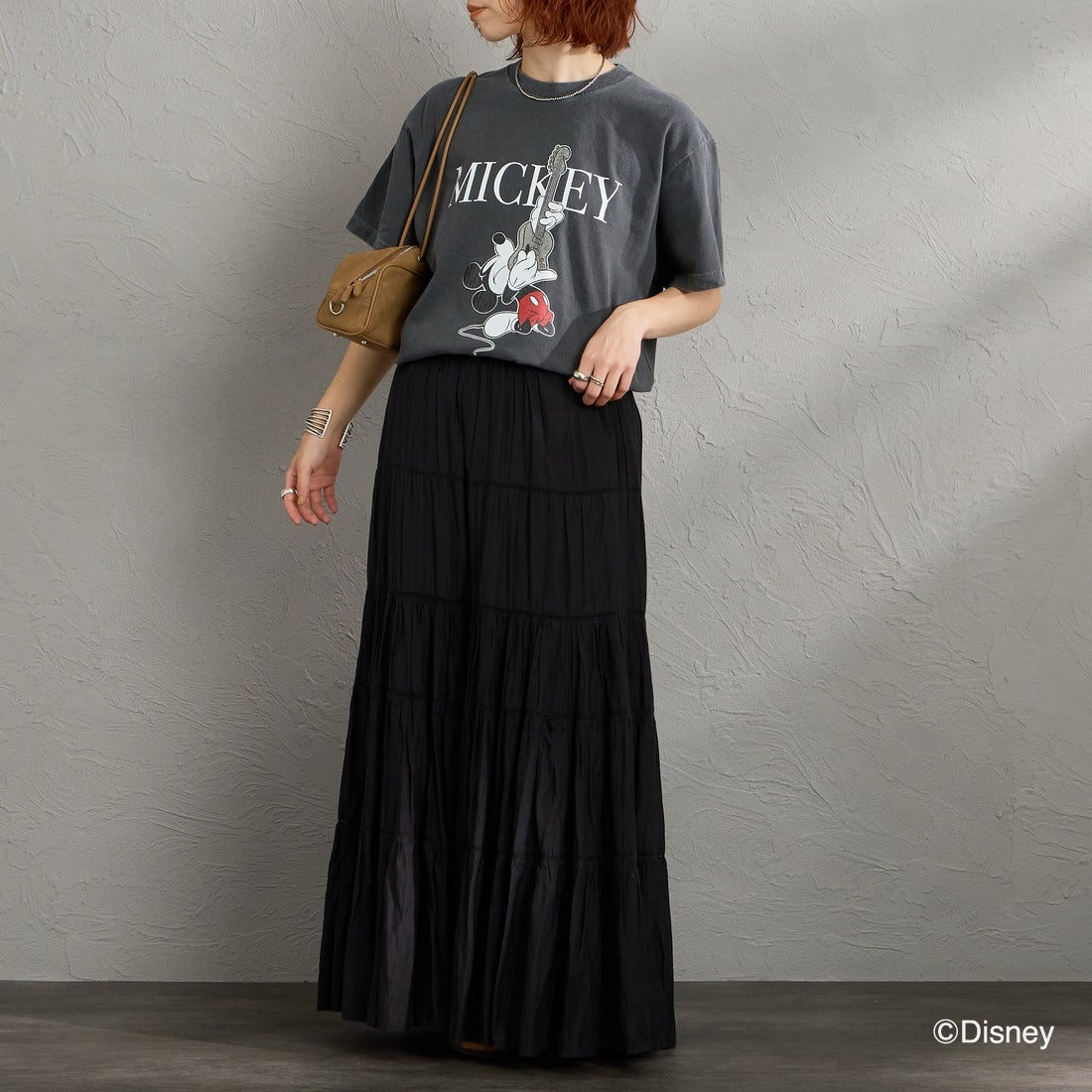 GOOD ROCK SPEED [グッドロックスピード] 別注 MICKEY MOUSE / クラックプリントTシャツ [INTN-071-JF] CHARCOAL &&モデル身長：158cm 着用サイズ：M&&