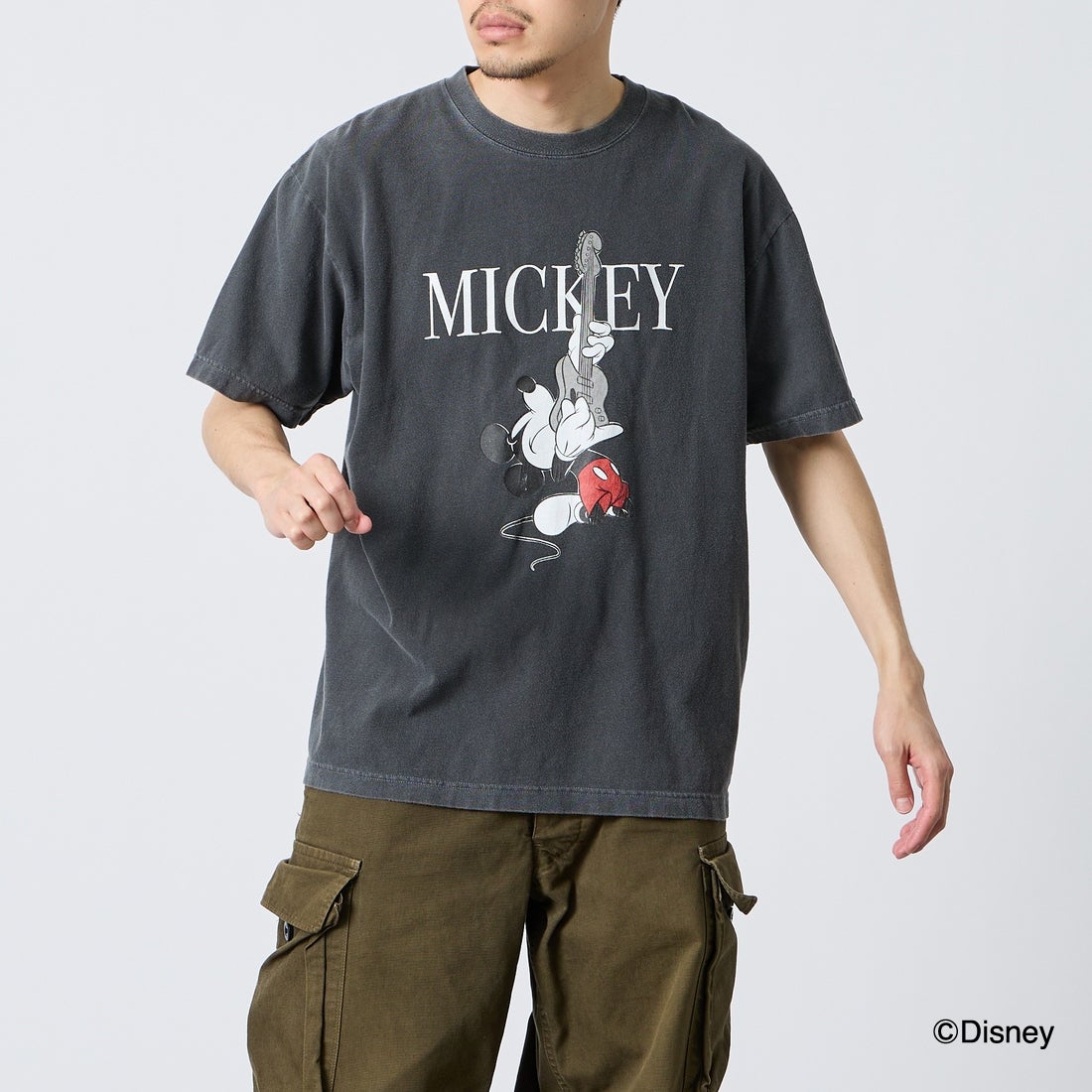 GOOD ROCK SPEED [グッドロックスピード] 別注 MICKEY MOUSE / クラックプリントTシャツ [INTN-071-JF] CHARCOAL &&モデル身長：168cm 着用サイズ：L&&