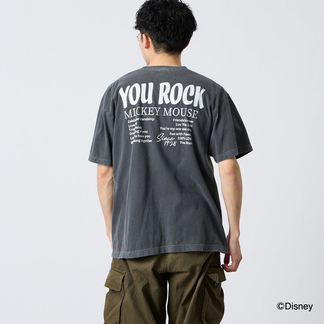 GOOD ROCK SPEED [グッドロックスピード] 別注 MICKEY MOUSE / クラックプリントTシャツ [INTN-071-JF] CHARCOAL &&モデル身長：168cm 着用サイズ：L&&