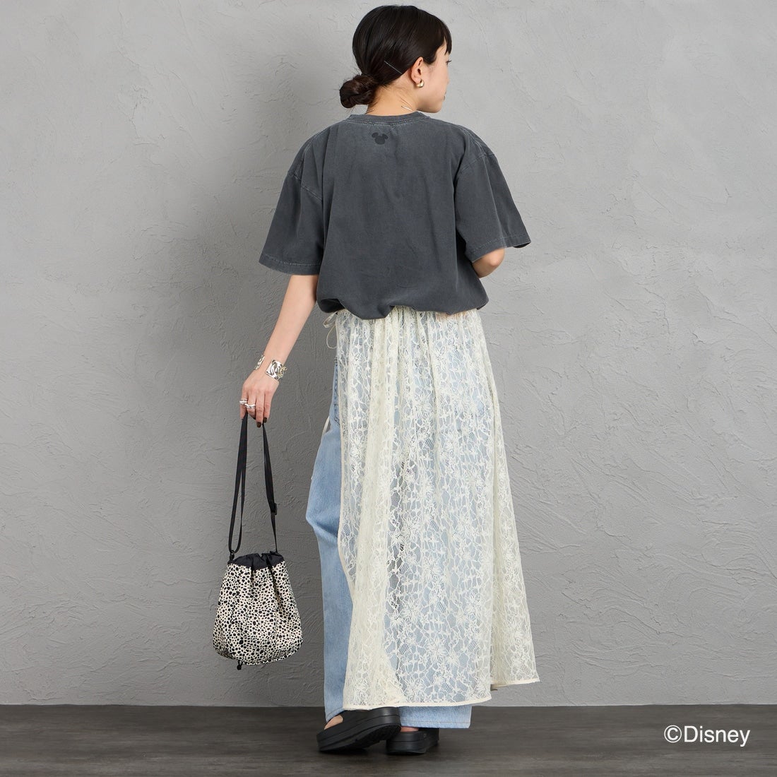 GOOD ROCK SPEED [グッドロックスピード] 別注 MICKEY MOUSE / フロッキープリントTシャツ [INTN-070-JF] CHARCOAL &&モデル身長：150cm 着用サイズ：M&&