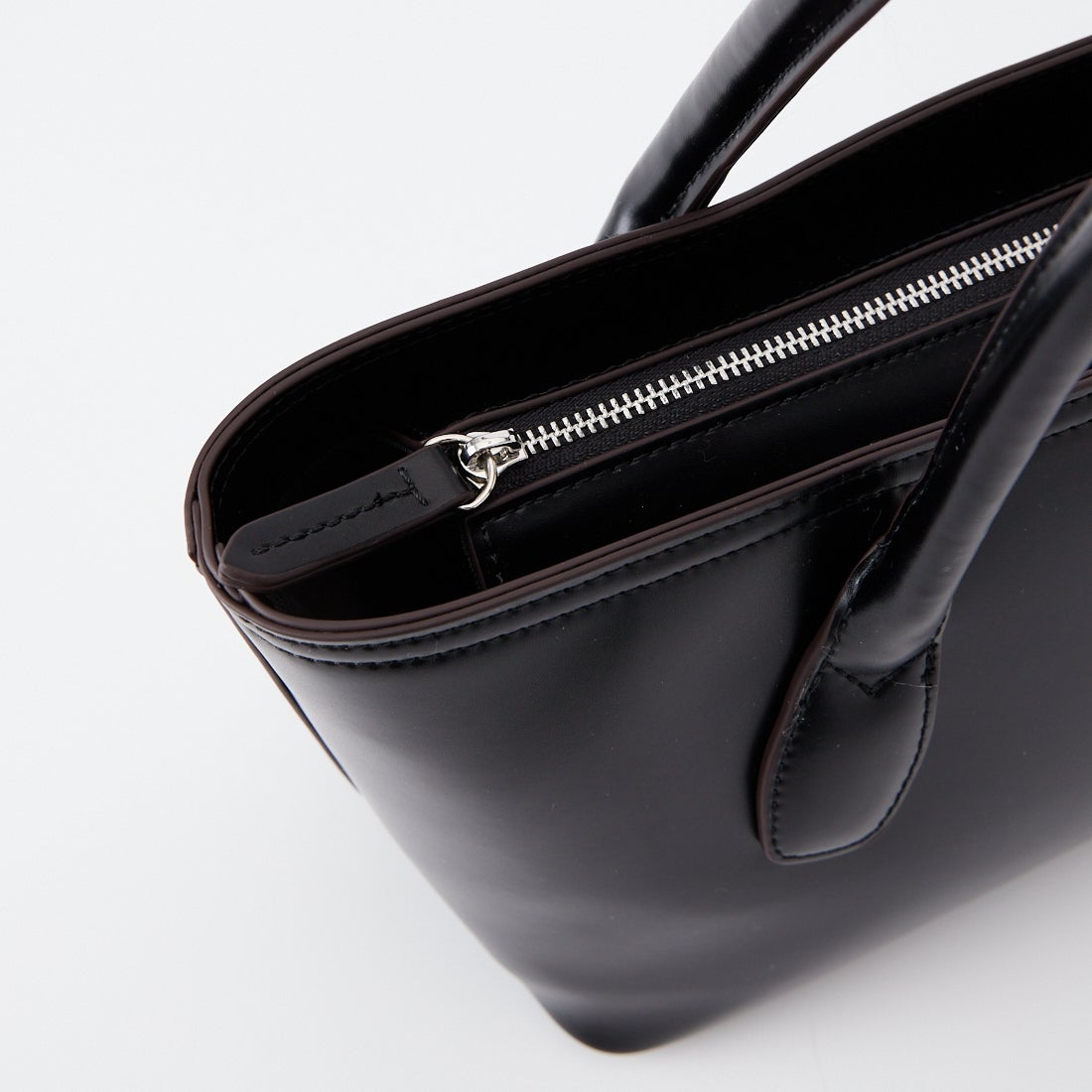 &MyuQ [アンドミューク] ASPO レザーバッグ [MCB129] BLACK