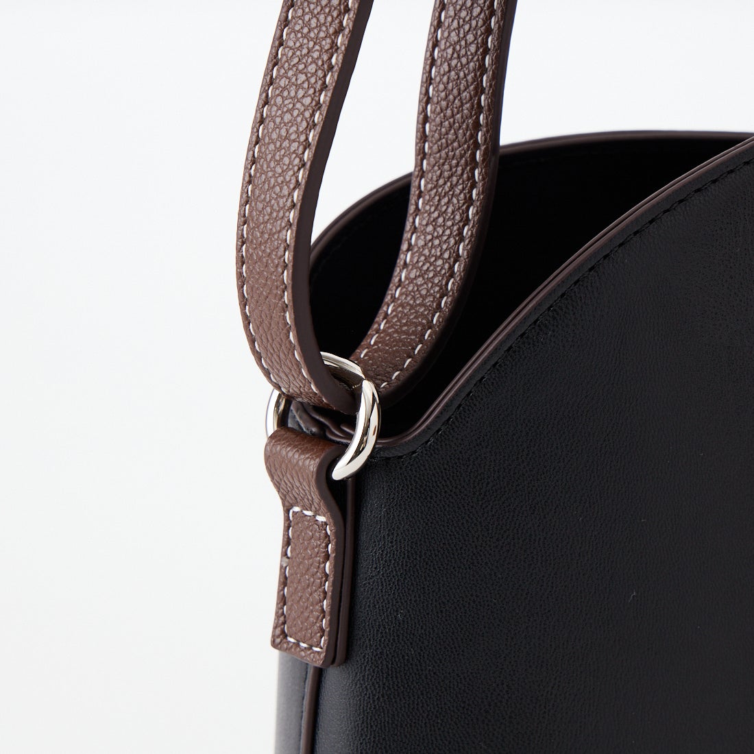 &MyuQ [アンドミューク] UPIS COLORS レザーバッグ [MCB126] BLACK