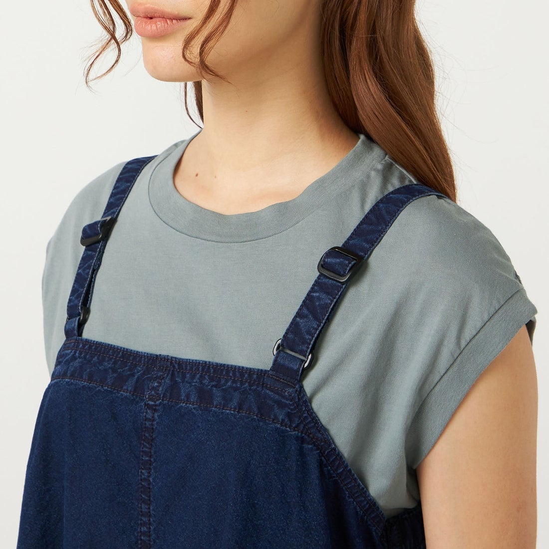 THE NORTH FACE PURPLE LABEL [ザ ノースフェイス パープルレーベル] コットンナイロンウェザー フィールドジャンパードレス [N26SF063] ID INDIGO &&モデル身長：165cm 着用サイズ：WS&&