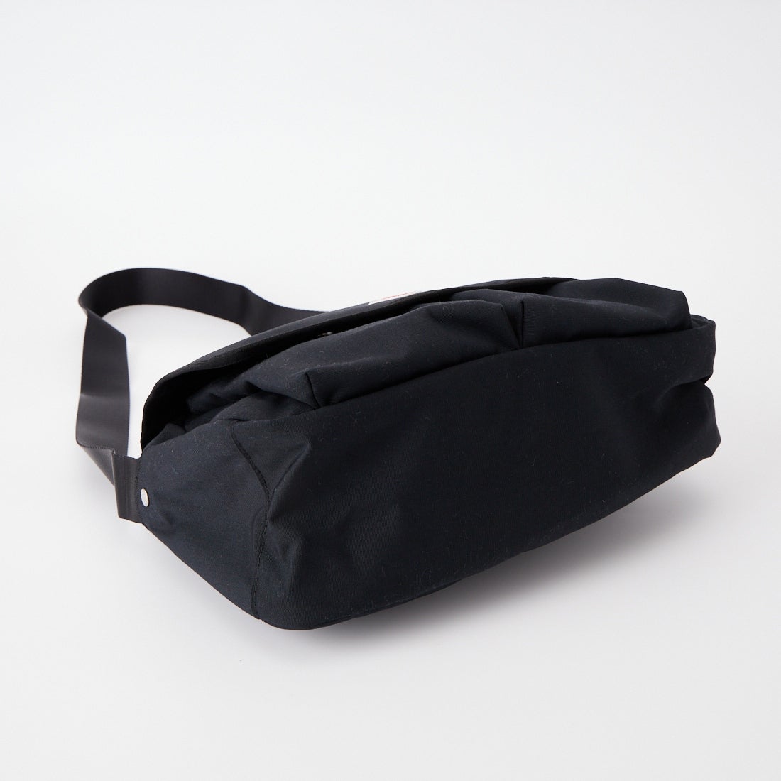 DANTON [ダントン] キャンバスショルダーバッグ [OBERKAMPF] BLACK