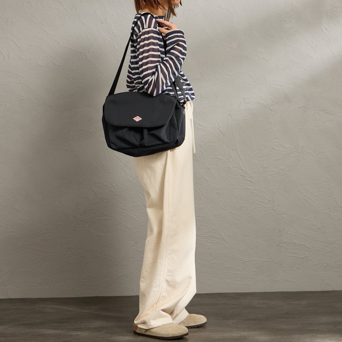 DANTON [ダントン] キャンバスショルダーバッグ [OBERKAMPF] BLACK