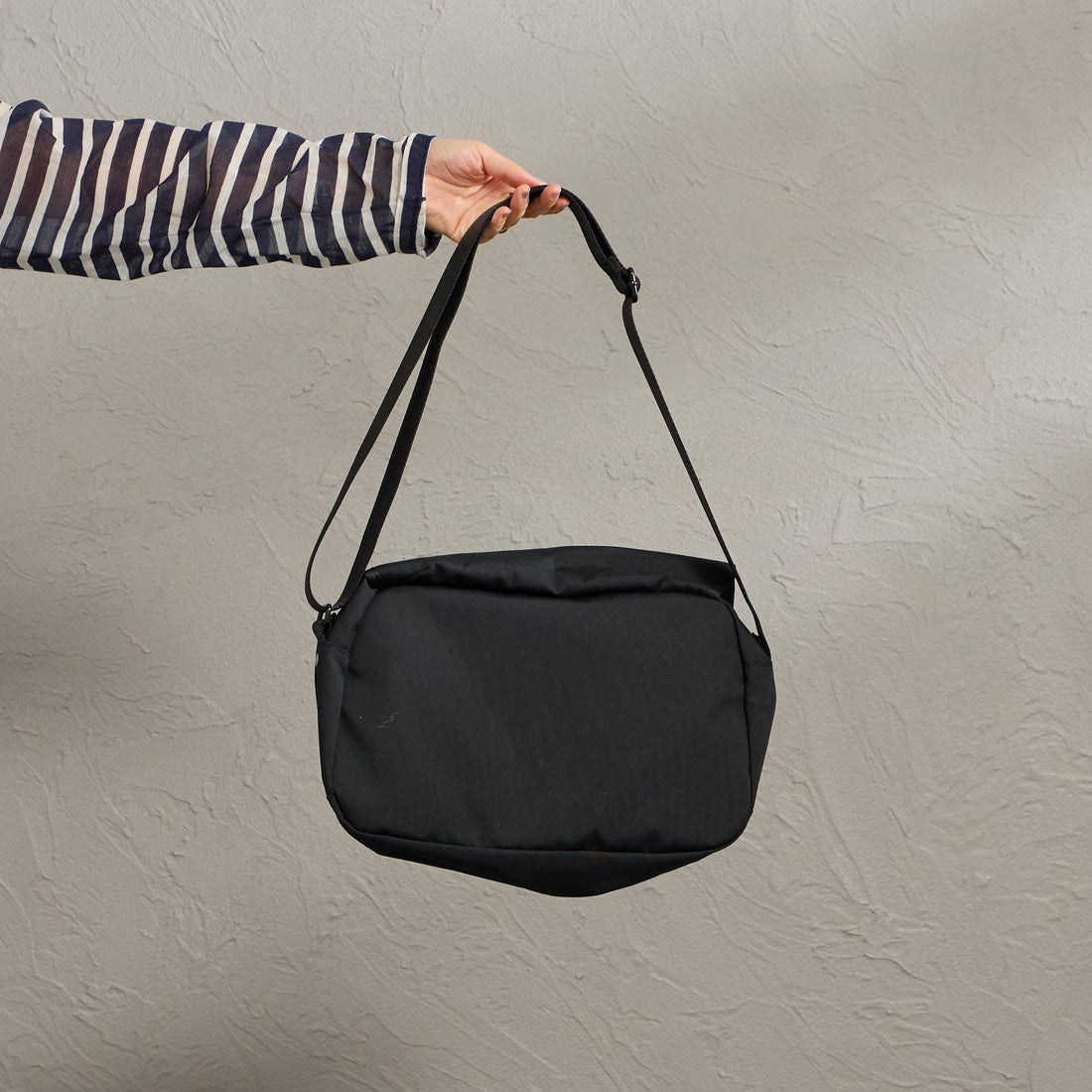 DANTON [ダントン] キャンバスショルダーバッグ [OBERKAMPF] BLACK