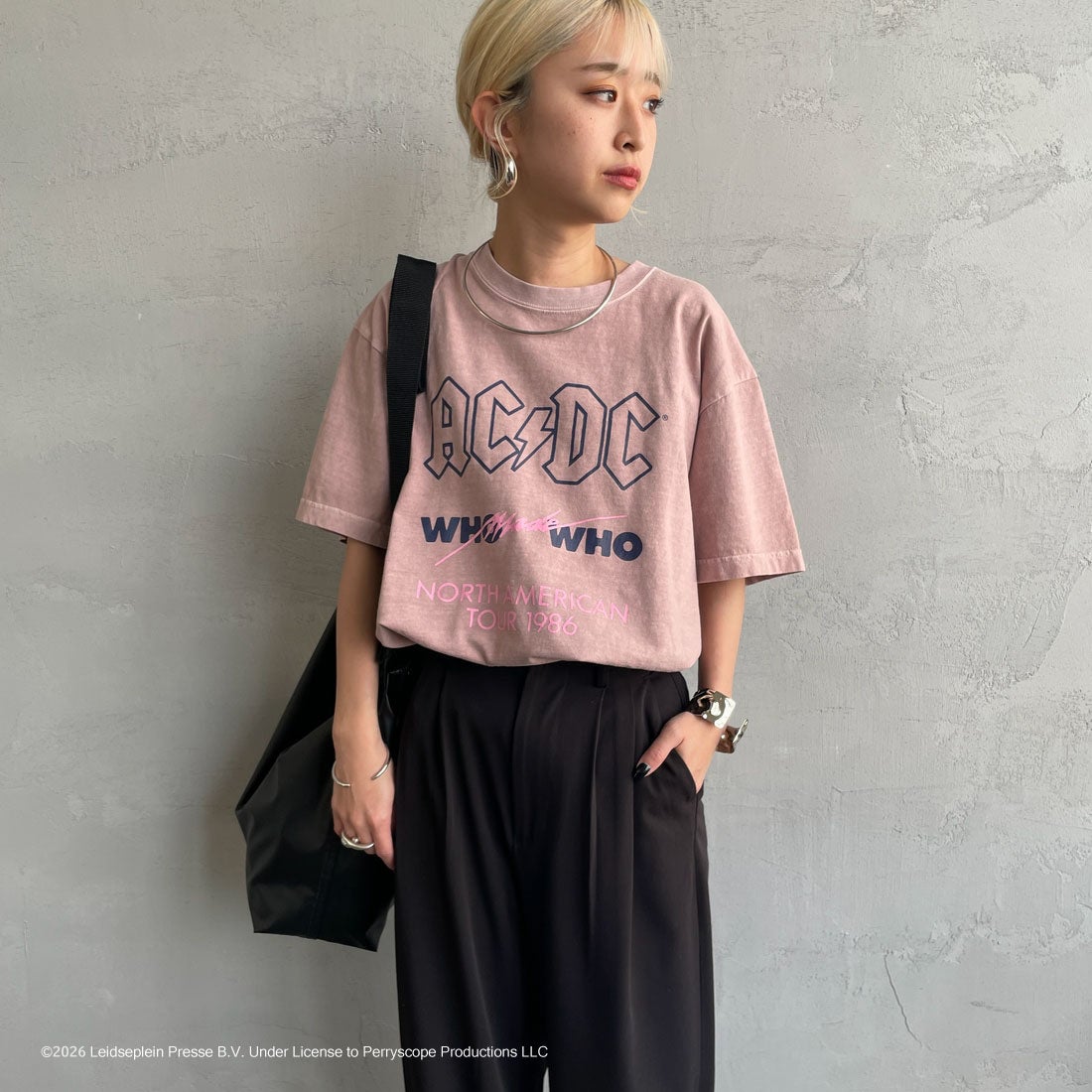 GOOD ROCK SPEED [グッドロックスピード] 別注 AC/DC ロックプリントTシャツ [INTN-023-JF] PINK &&モデル身長：150cm 着用サイズ：M&&