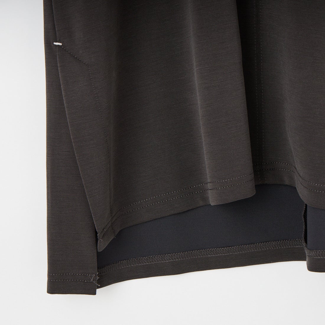 YENN [イエン] ステッチワークTシャツ [Y261-82020] CHARCOAL