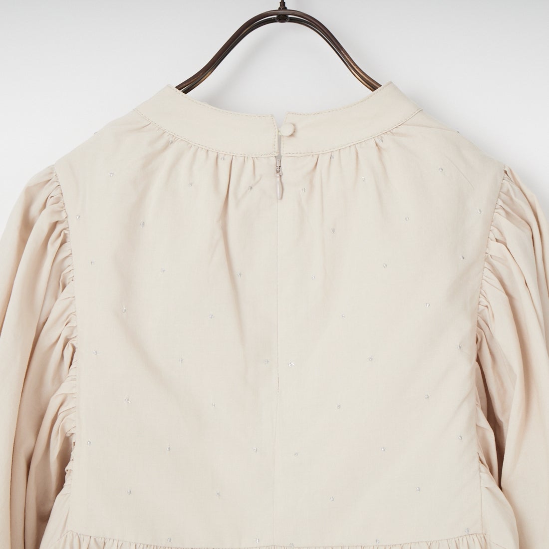 Kelen [ケレン] ラメドット刺繍ギャザーブラウス CAFUN [LKL26HBL2289] LTGRAYGE