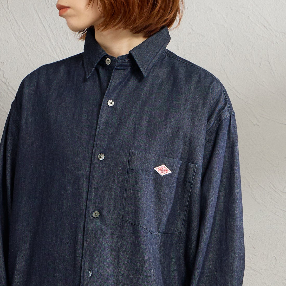 DANTON [ダントン] デニムダンガリー レギュラーカラーシャツワンピース [DT-G0115DUG] INDIGO &&モデル身長：158cm 着用サイズ：36&&