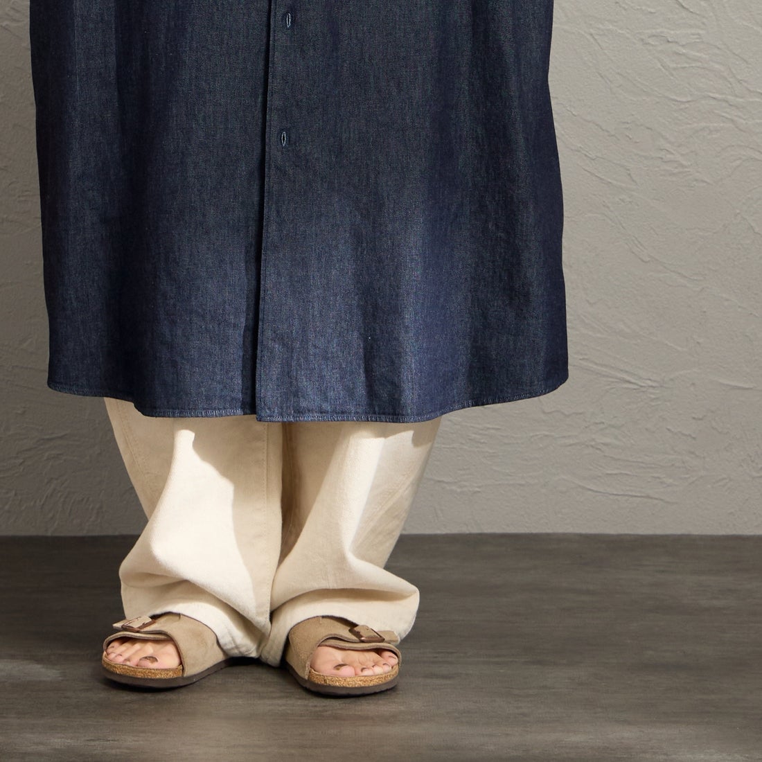 DANTON [ダントン] デニムダンガリー レギュラーカラーシャツワンピース [DT-G0115DUG] INDIGO &&モデル身長：158cm 着用サイズ：36&&