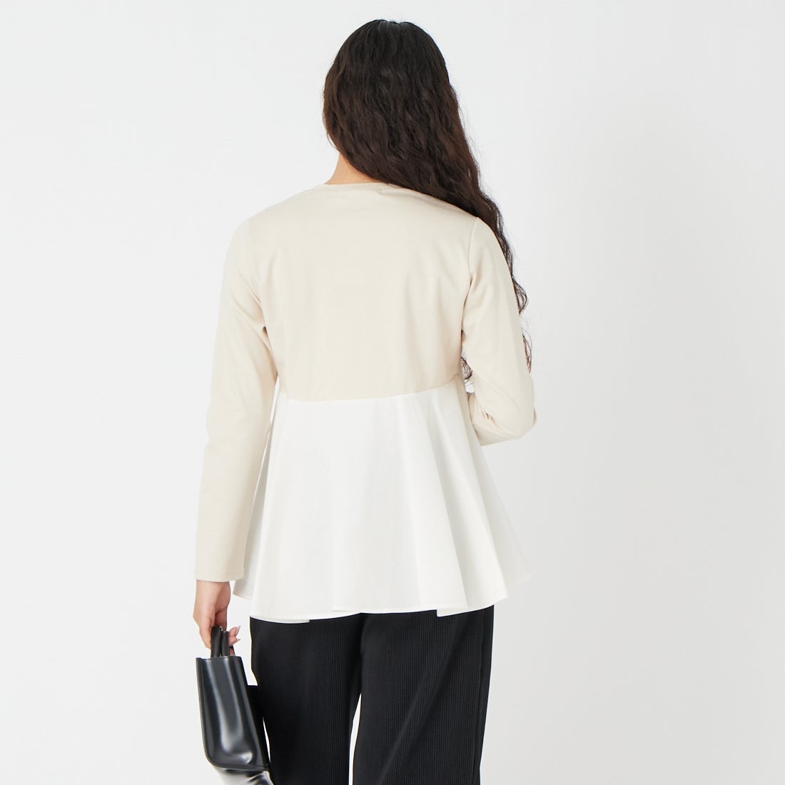 USINE [ユジーヌ] 接触冷感ポンチペプラムトップス [21267072] 033 ﾍﾞｰｼﾞｭ &&モデル身長：162cm 着用サイズ：F&&