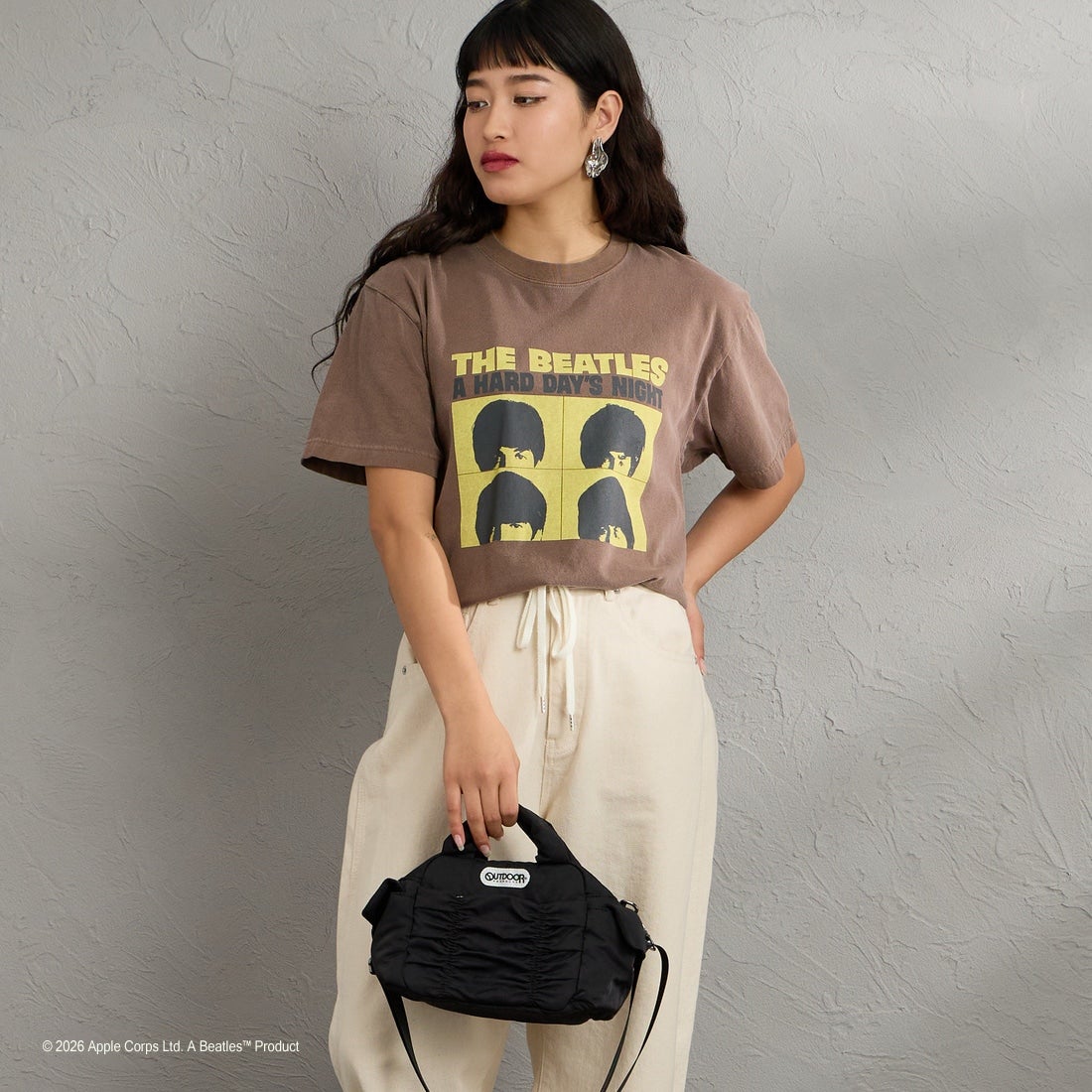 GOOD ROCK SPEED [グッドロックスピード] 別注 THE BEATLES ロックプリントTシャツ [INTN-061-JF] BROWN &&モデル身長：162cm 着用サイズ：M&&