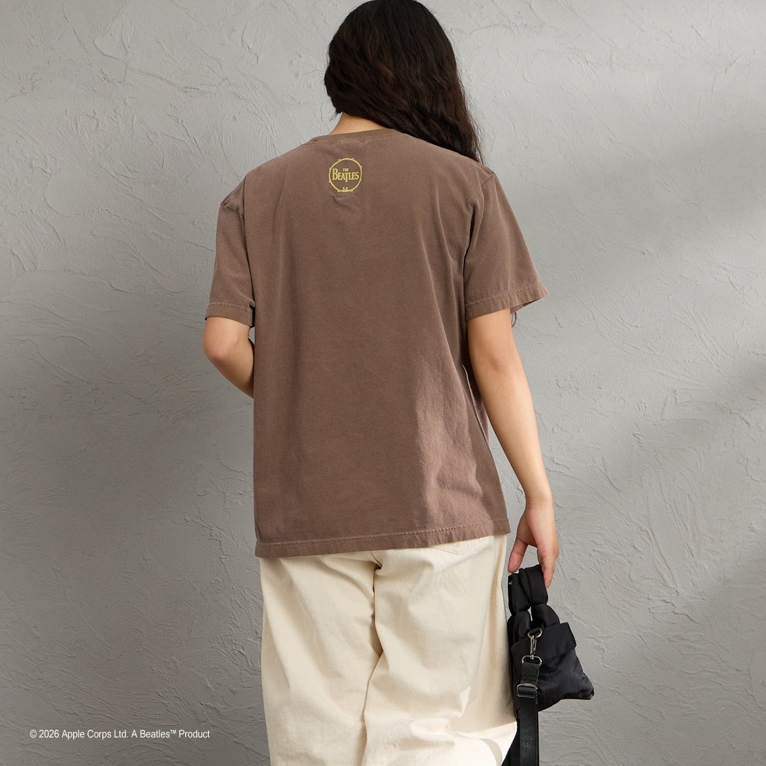 GOOD ROCK SPEED [グッドロックスピード] 別注 THE BEATLES ロックプリントTシャツ [INTN-061-JF] BROWN &&モデル身長：162cm 着用サイズ：M&&