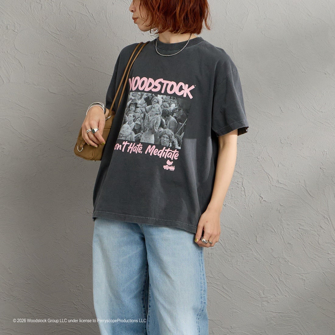 GOOD ROCK SPEED [グッドロックスピード] 別注 WOODSTOCK ロックプリントTシャツ [INTN-069-JF] CHARCOAL &&モデル身長：158cm 着用サイズ：M&&
