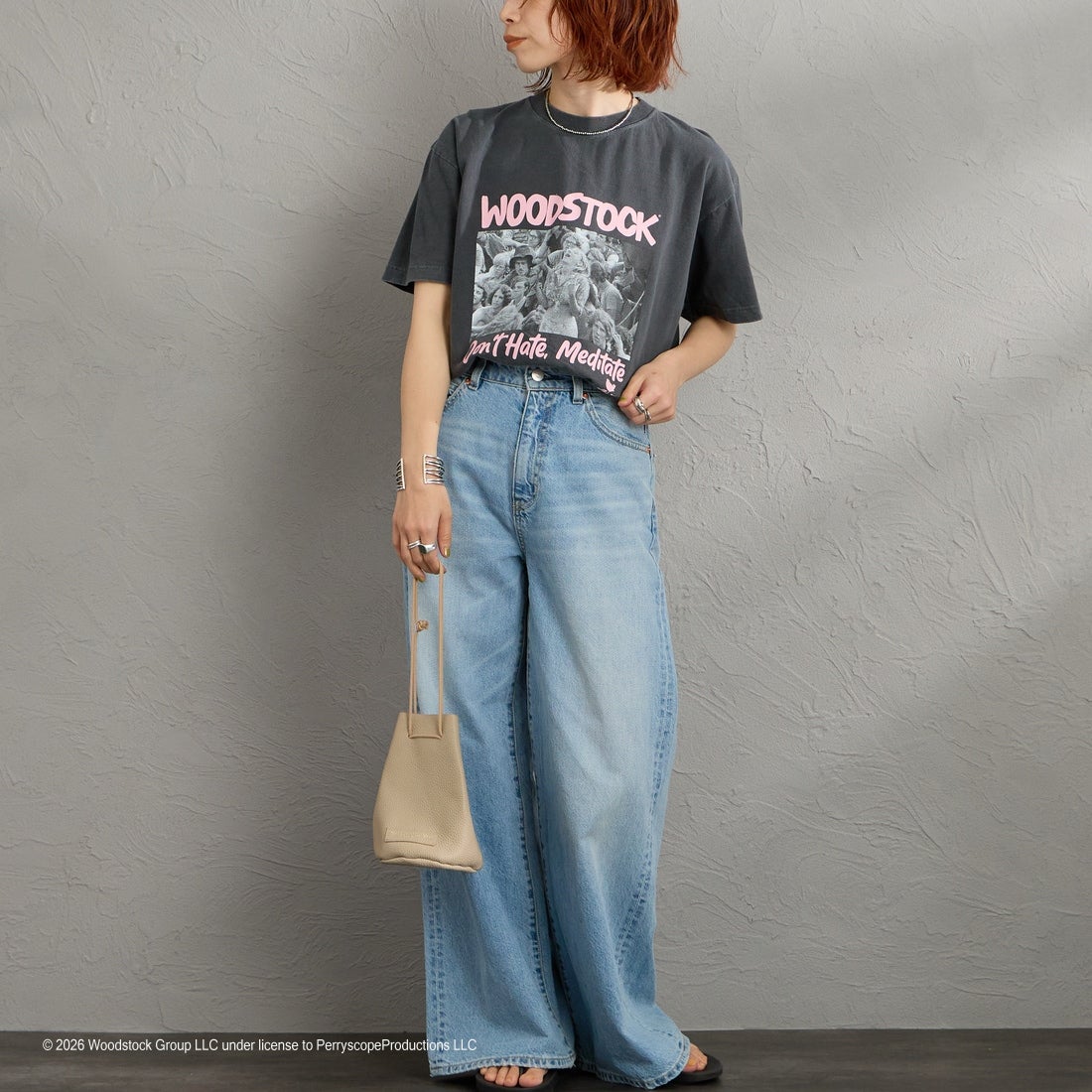 GOOD ROCK SPEED [グッドロックスピード] 別注 WOODSTOCK ロックプリントTシャツ [INTN-069-JF] CHARCOAL &&モデル身長：158cm 着用サイズ：M&&