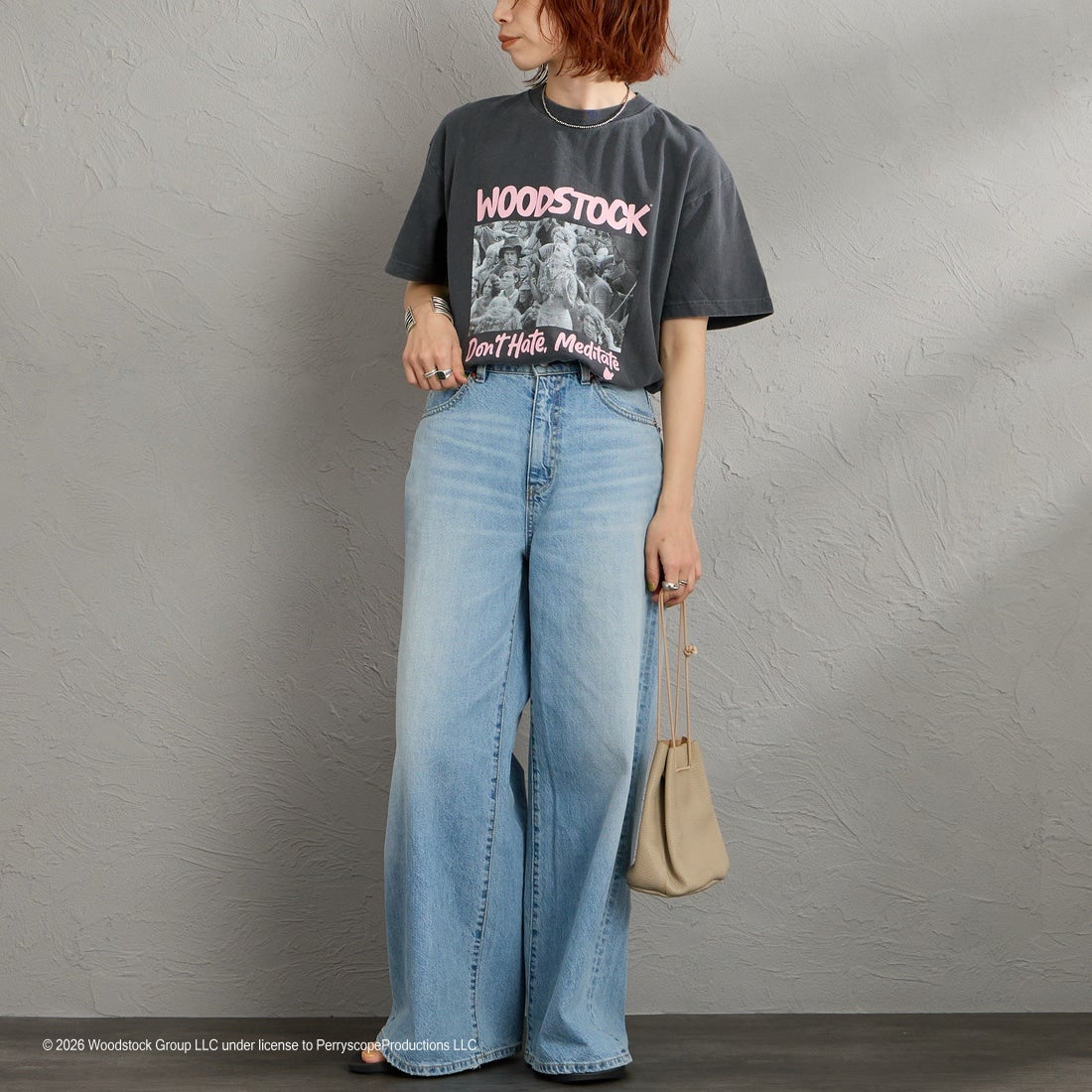 GOOD ROCK SPEED [グッドロックスピード] 別注 WOODSTOCK ロックプリントTシャツ [INTN-069-JF] CHARCOAL &&モデル身長：158cm 着用サイズ：M&&