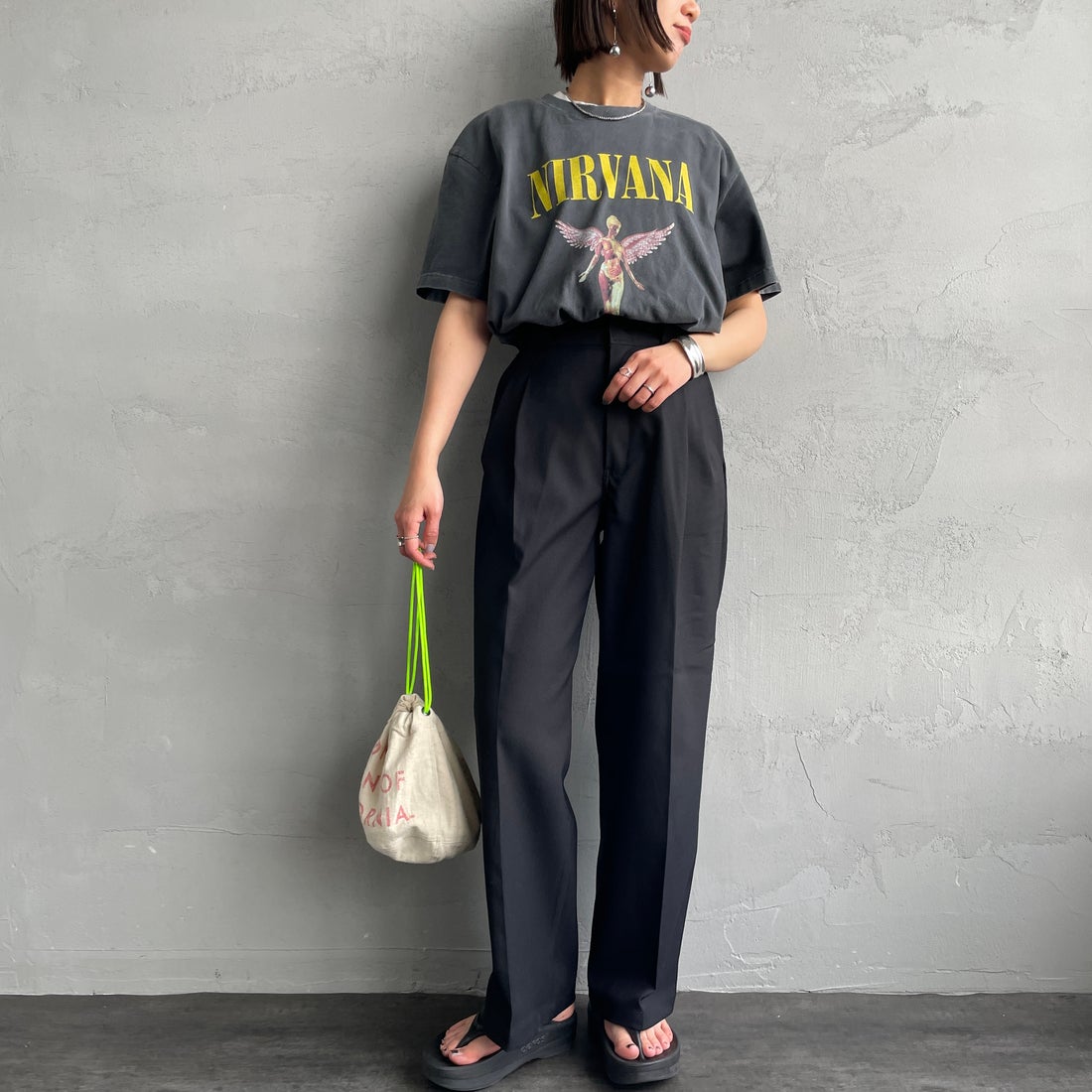 GOOD ROCK SPEED [グッドロックスピード] 別注 NIRVANA ロックプリントTシャツ [INTN-030-JF] CHARCOAL &&モデル身長：159cm 着用サイズ：M&&