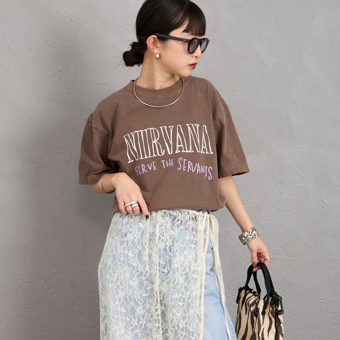 BROWN&&モデル身長：150cm 着用サイズ：M&&