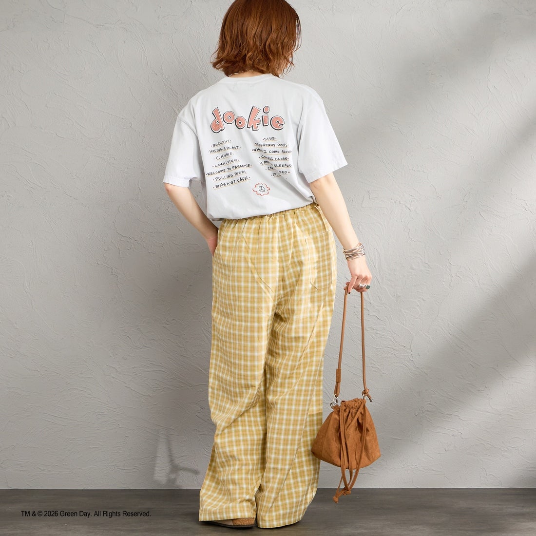 GOOD ROCK SPEED [グッドロックスピード] 別注 GREEN DAY ロックプリントTシャツ [INTN-065-JF] LT.GRAY &&モデル身長：158cm 着用サイズ：M&&