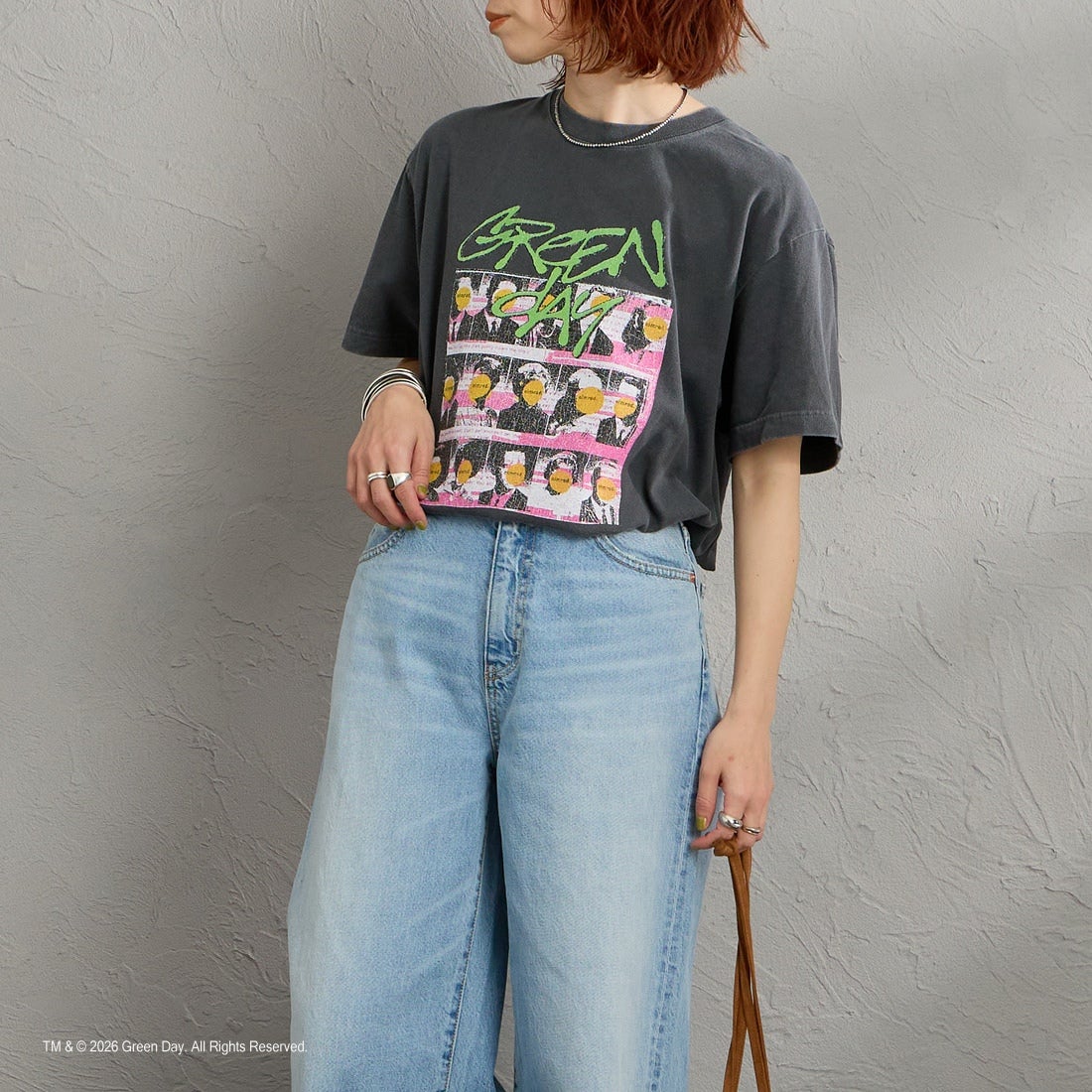 GOOD ROCK SPEED [グッドロックスピード] 別注 GREEN DAY ロックプリントTシャツ [INTN-064-JF] CHARCOAL &&モデル身長：158cm 着用サイズ：M&&