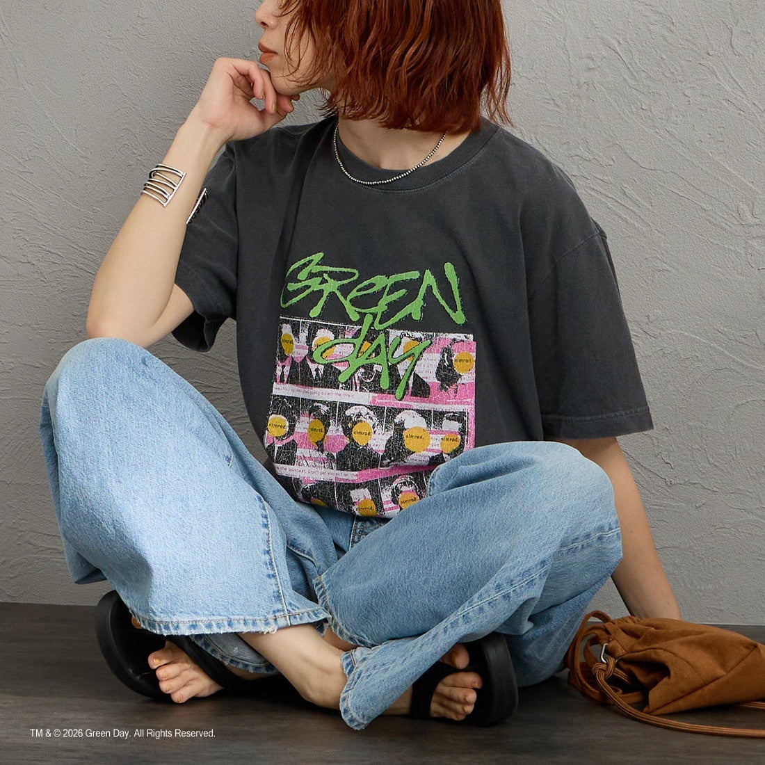 GOOD ROCK SPEED [グッドロックスピード] 別注 GREEN DAY ロックプリントTシャツ [INTN-064-JF] CHARCOAL &&モデル身長：158cm 着用サイズ：M&&