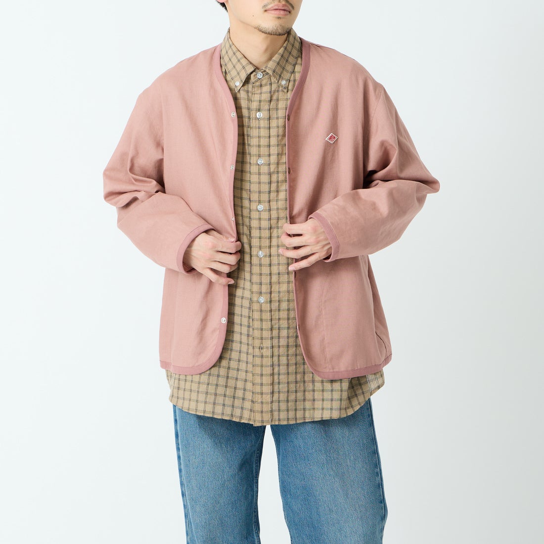 DANTON [ダントン] Vネック リネンシャツカーディガン [DT-B0350LIP] PINK &&モデル身長：168cm 着用サイズ：40&&