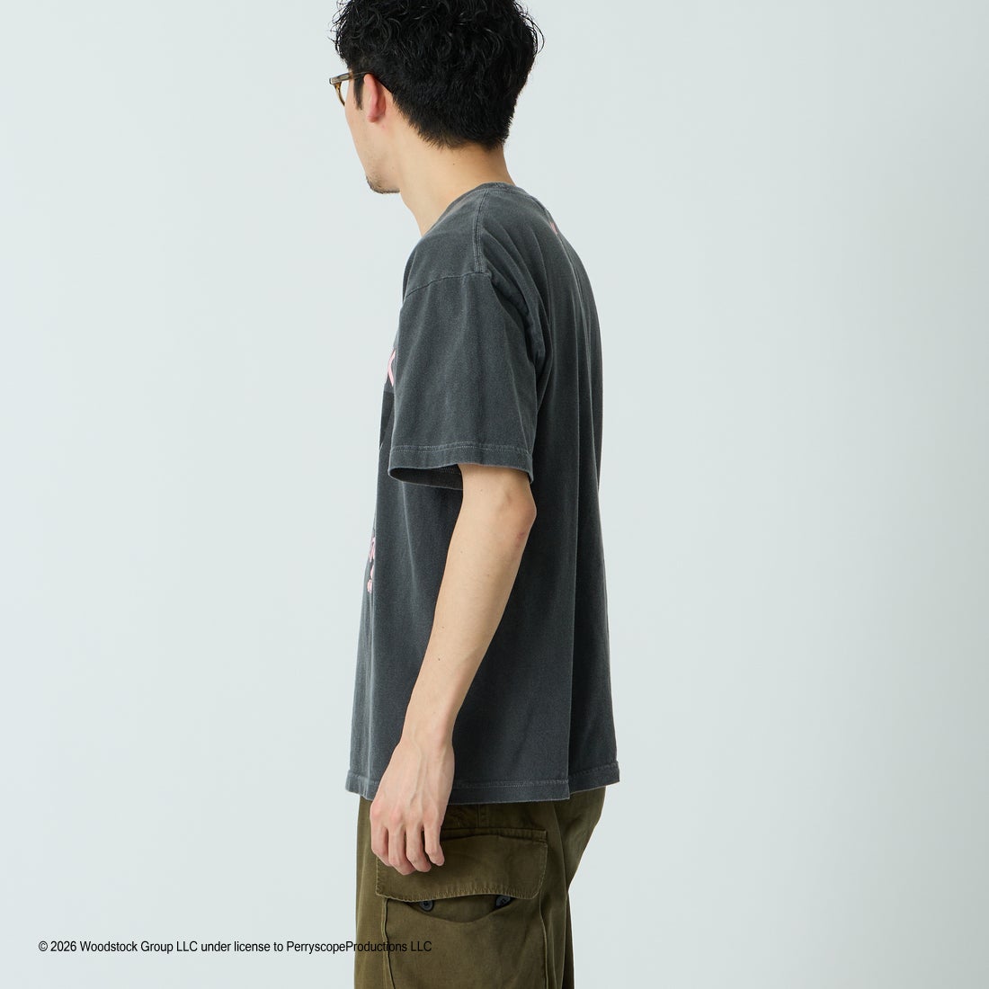 GOOD ROCK SPEED [グッドロックスピード] 別注 WOODSTOCK ロックプリントTシャツ [INTN-069-JF] CHARCOAL &&モデル身長：168cm 着用サイズ：L&&