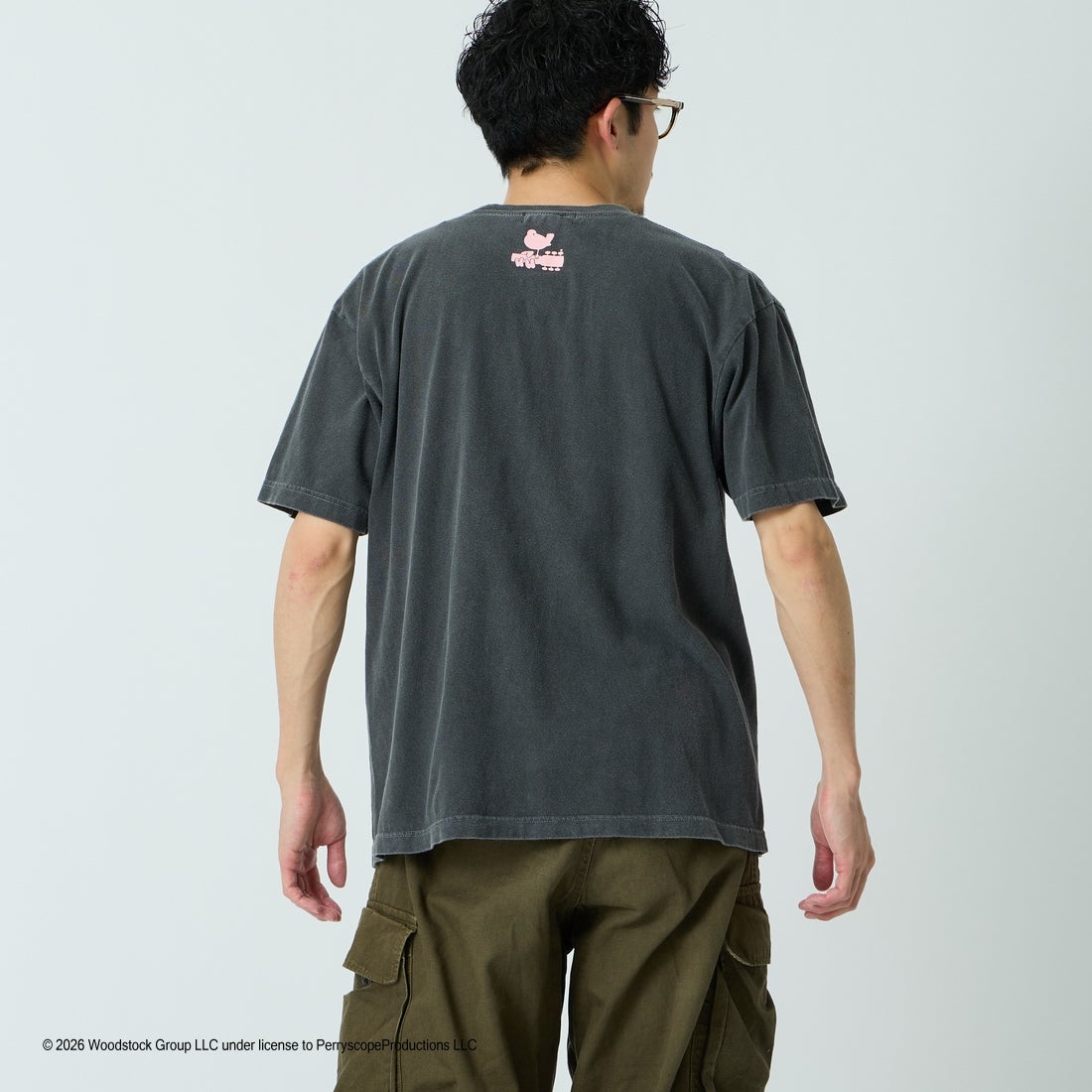GOOD ROCK SPEED [グッドロックスピード] 別注 WOODSTOCK ロックプリントTシャツ [INTN-069-JF] CHARCOAL &&モデル身長：168cm 着用サイズ：L&&