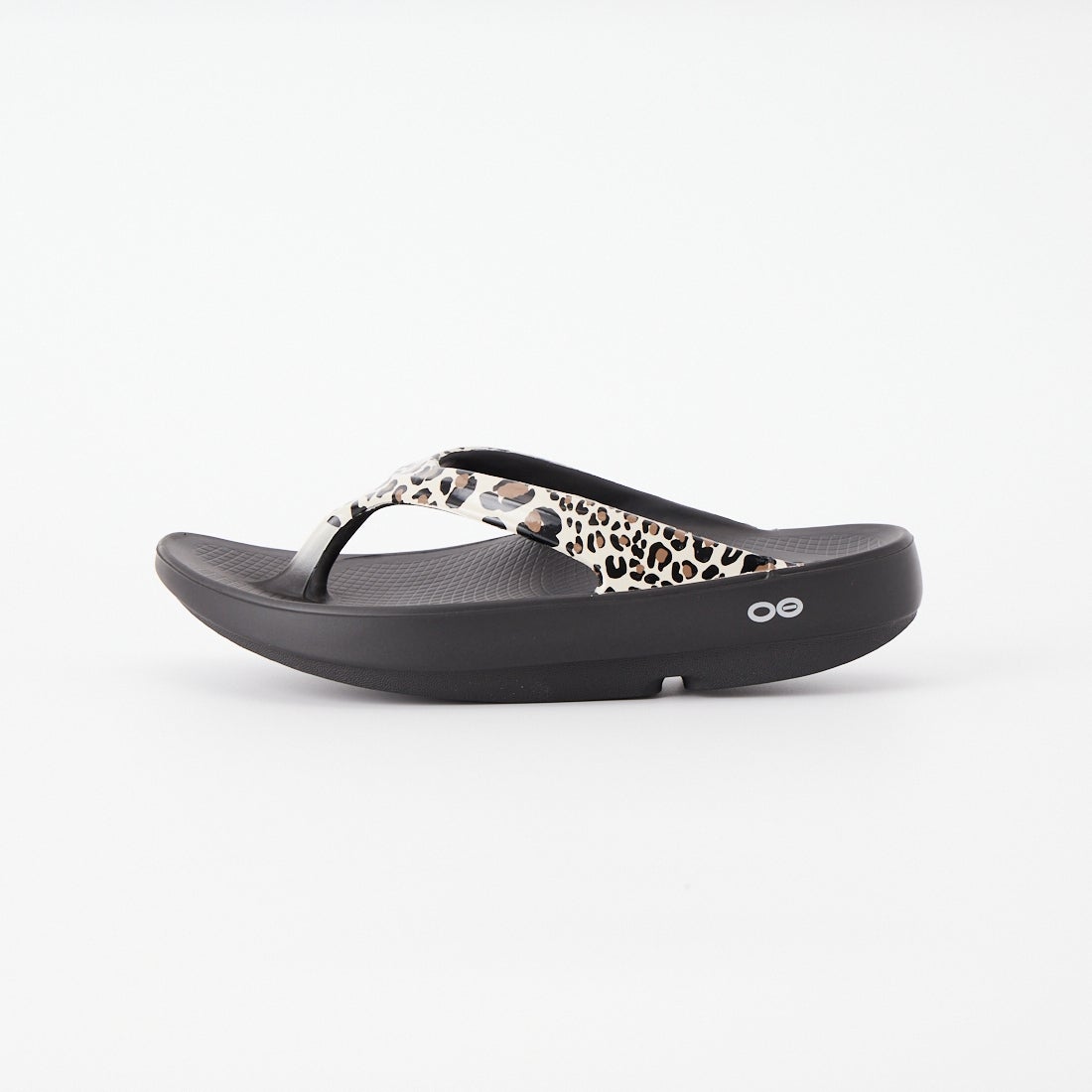 OOFOS [ウーフォス] OOlala Limited(ウーララリミテッド) [OOLALA-LUXE-LIMITED] LEOPARD2