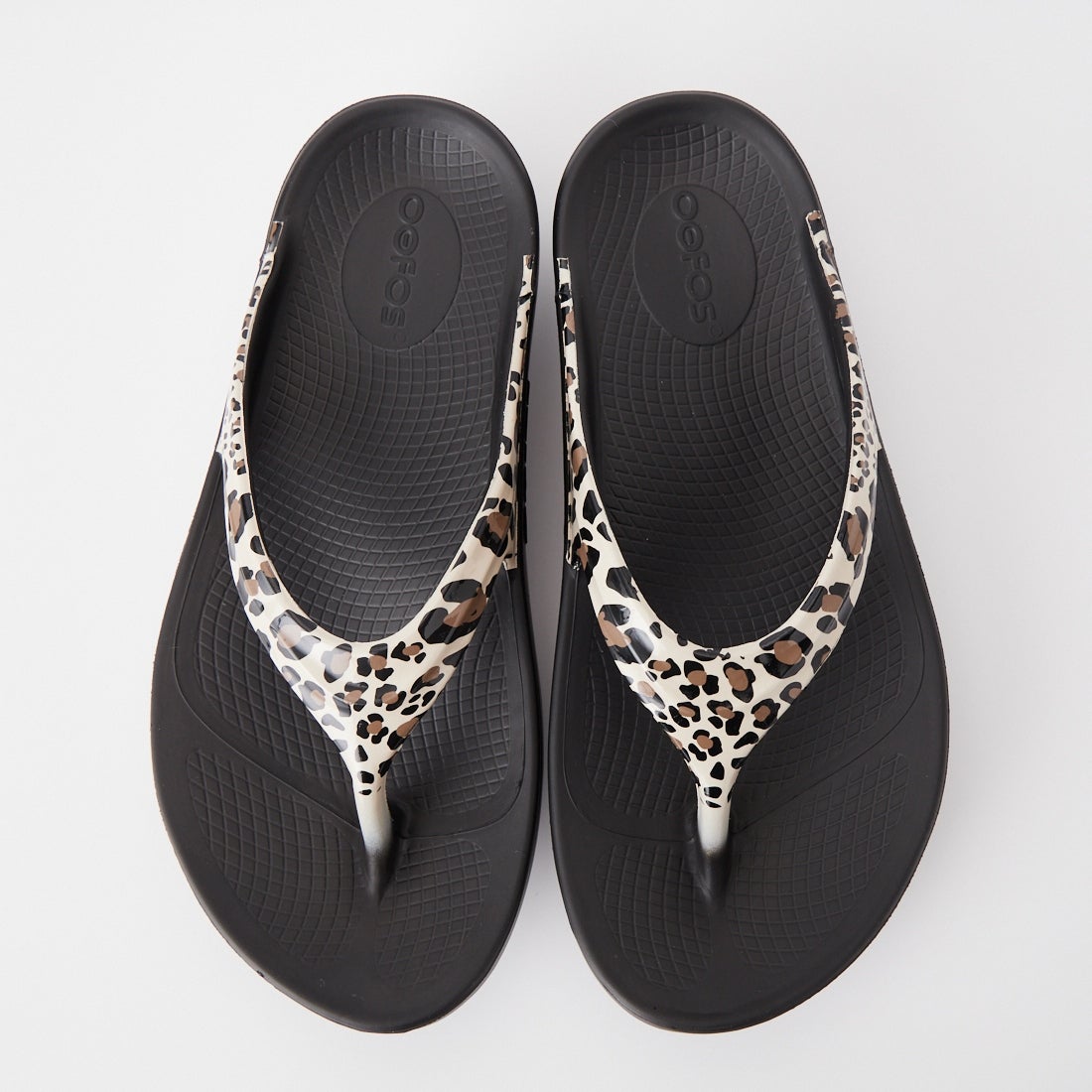 OOFOS [ウーフォス] OOlala Limited(ウーララリミテッド) [OOLALA-LUXE-LIMITED] LEOPARD2