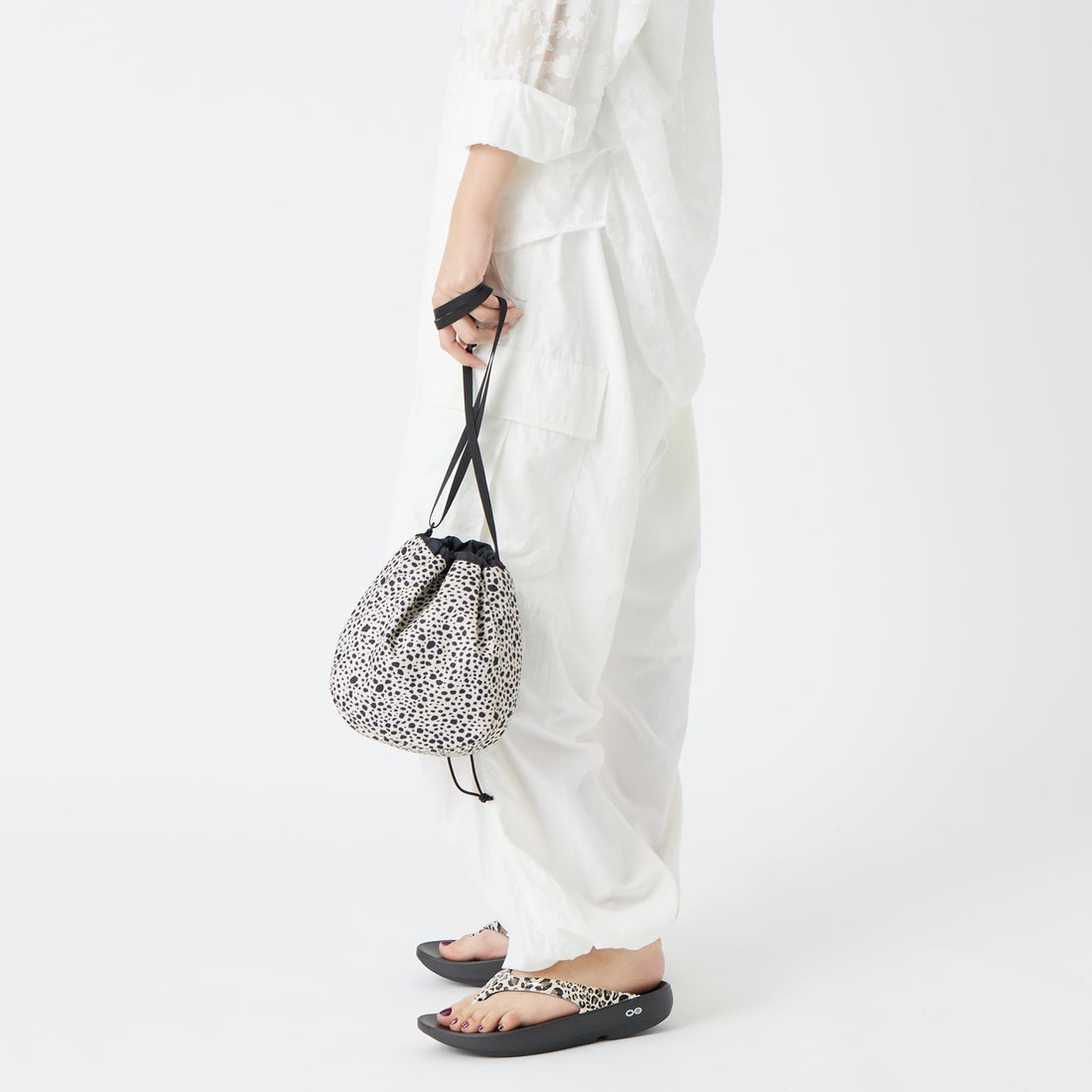 OOFOS [ウーフォス] OOlala Limited(ウーララリミテッド) [OOLALA-LUXE-LIMITED] LEOPARD2