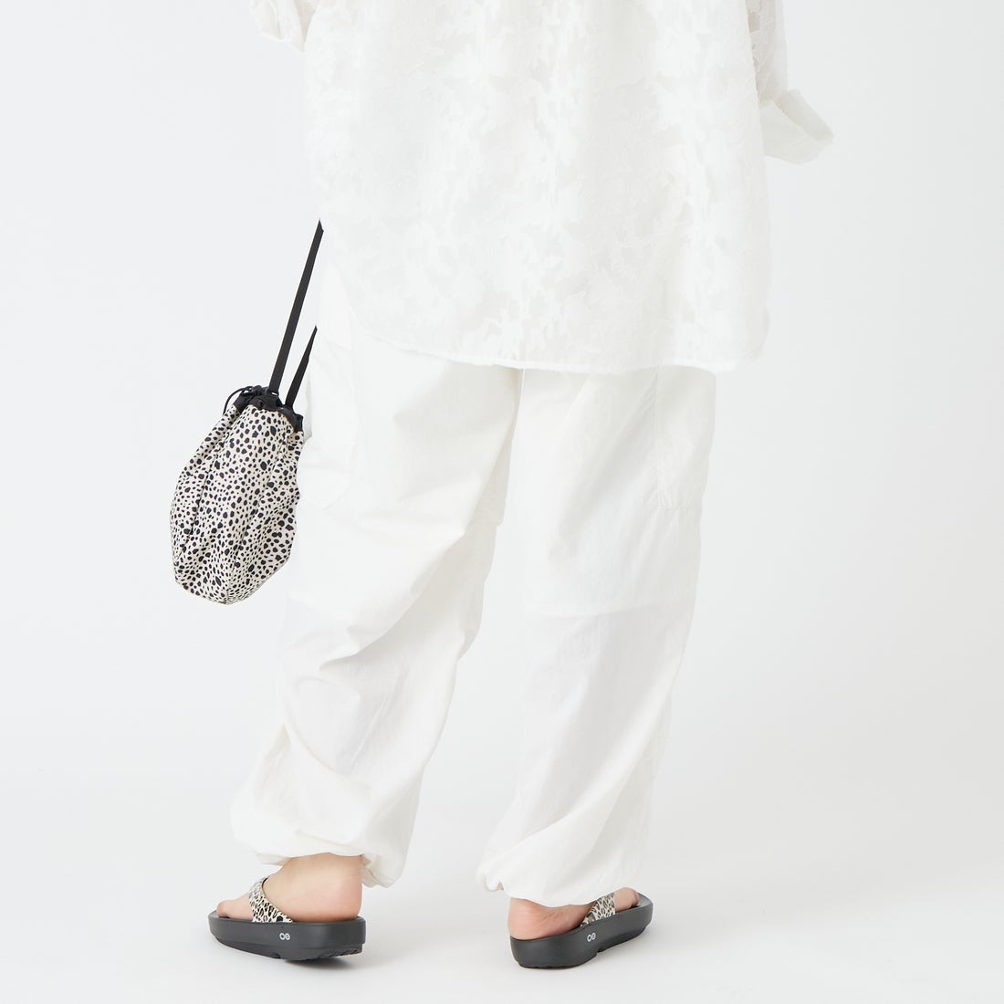 OOFOS [ウーフォス] OOlala Limited(ウーララリミテッド) [OOLALA-LUXE-LIMITED] LEOPARD2