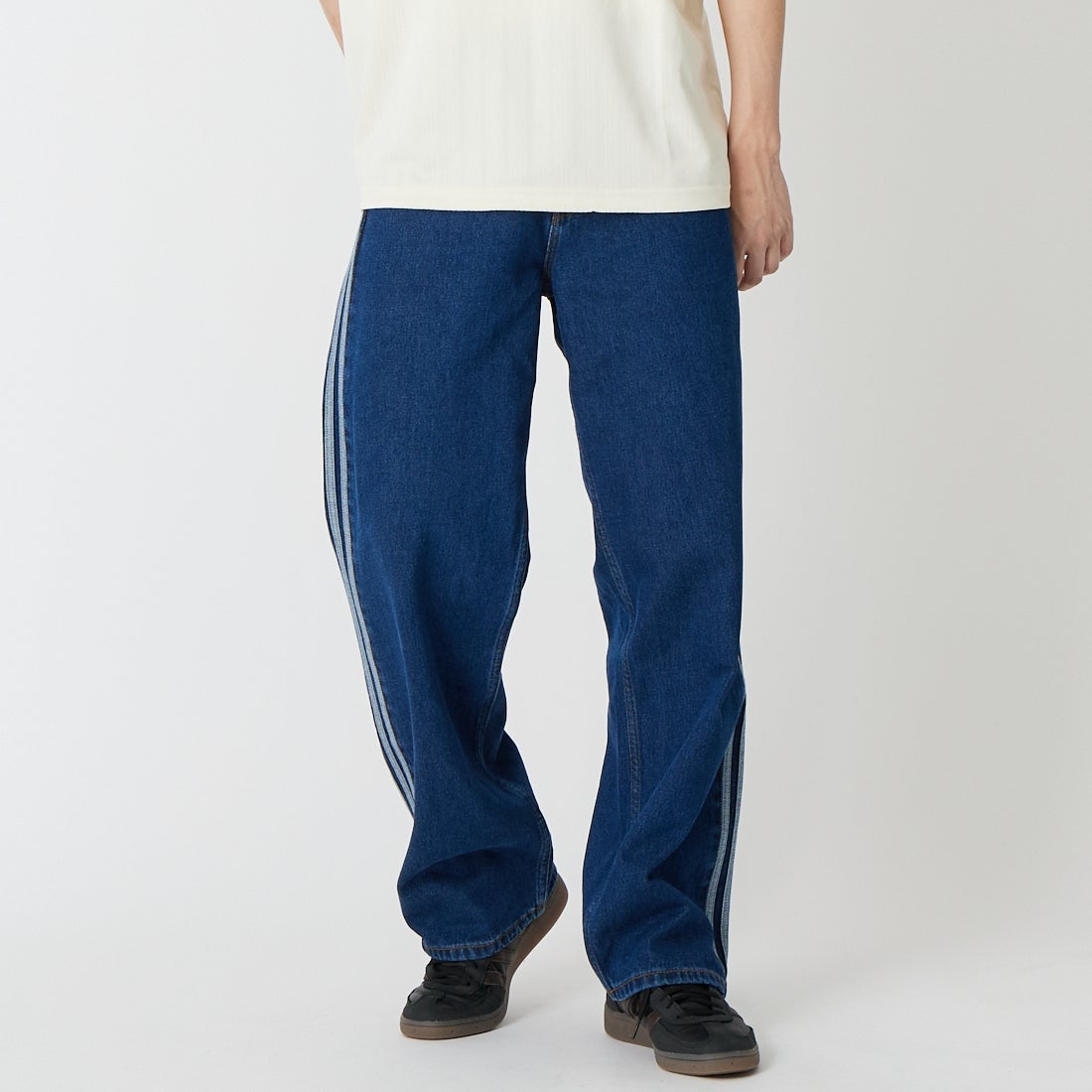 adidas Originals [アディダス オリジナルス] ファイヤーバード デニムトラックパンツ [I8696] KD1499 &&モデル身長：179cm 着用サイズ：30&&