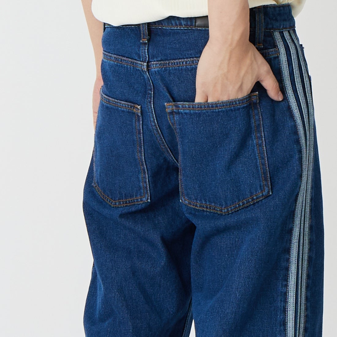 adidas Originals [アディダス オリジナルス] ファイヤーバード デニムトラックパンツ [I8696] KD1499 &&モデル身長：179cm 着用サイズ：30&&