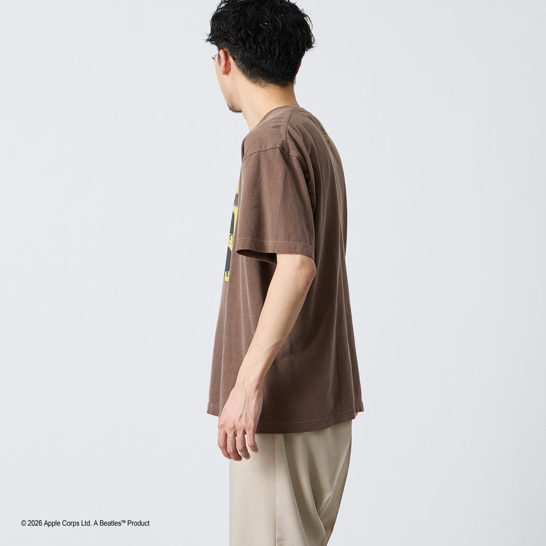 GOOD ROCK SPEED [グッドロックスピード] 別注 THE BEATLES ロックプリントTシャツ [INTN-061-JF] BROWN &&モデル身長：168cm 着用サイズ：L&&
