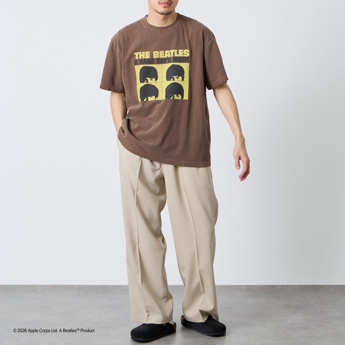 GOOD ROCK SPEED [グッドロックスピード] 別注 THE BEATLES ロックプリントTシャツ [INTN-061-JF] BROWN &&モデル身長：168cm 着用サイズ：L&&