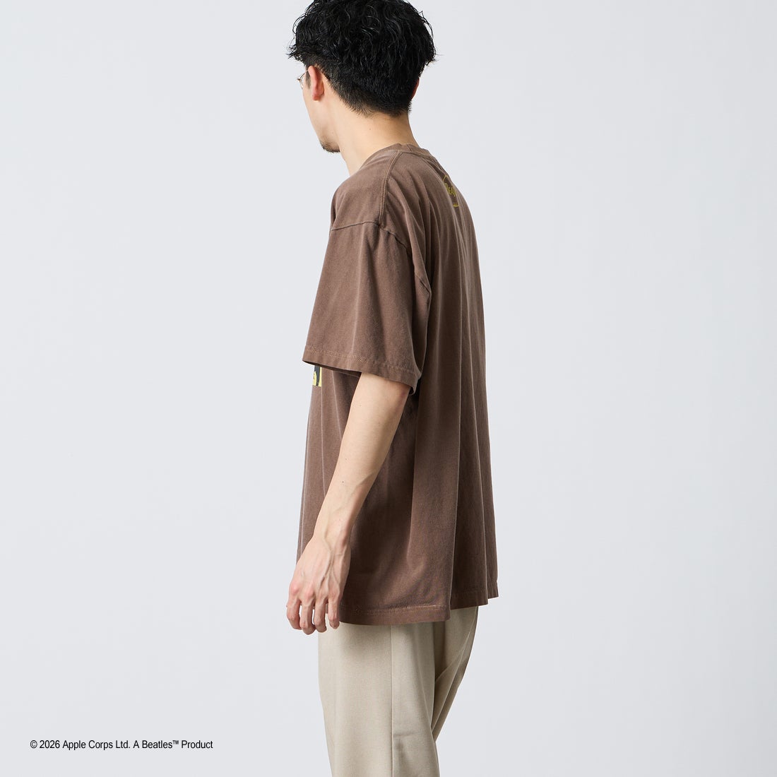 GOOD ROCK SPEED [グッドロックスピード] 別注 THE BEATLES ロックプリントTシャツ [INTN-061-JF] BROWN &&モデル身長：168cm 着用サイズ：XL&&