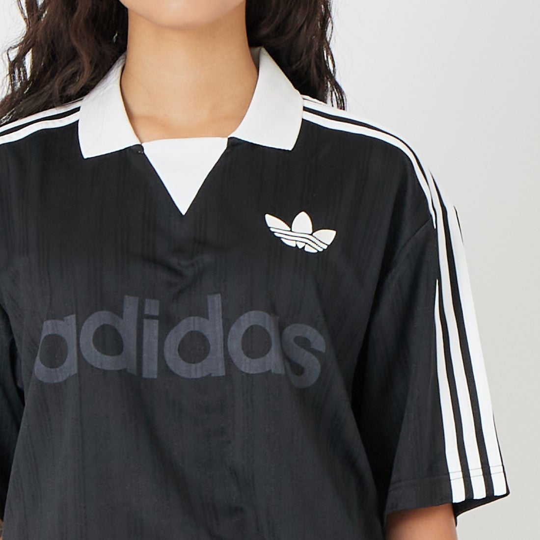 adidas Originals [アディダス オリジナルス] 襟付きゴーリートップ [VA035] JX8980 &&モデル身長：162cm 着用サイズ：S&&