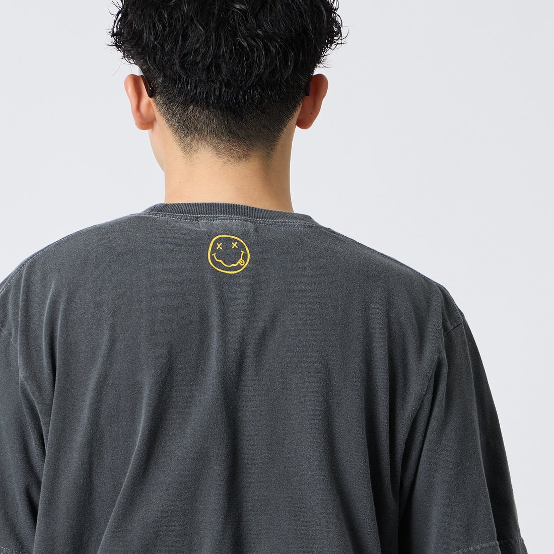 GOOD ROCK SPEED [グッドロックスピード] 別注 NIRVANA ロックプリントTシャツ [INTN-030-JF] CHARCOAL &&モデル身長：168cm 着用サイズ：L&&
