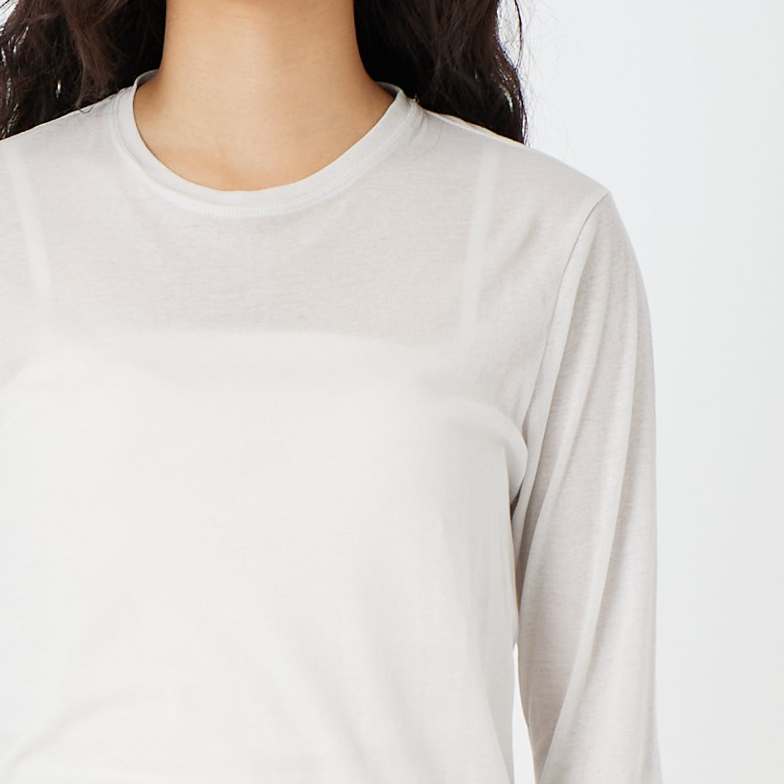 USINE [ユジーヌ] コットンシアーロングスリーブTシャツ [21267069] 001 ﾗｲﾄｸﾞﾚ &&モデル身長：162cm 着用サイズ：F&&