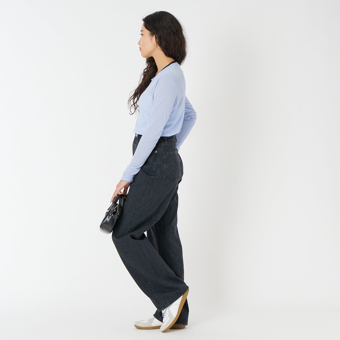 USINE [ユジーヌ] コットンシアーロングスリーブTシャツ [21267069] 073 ｻｯｸｽ/ﾈ &&モデル身長：162cm 着用サイズ：F&&