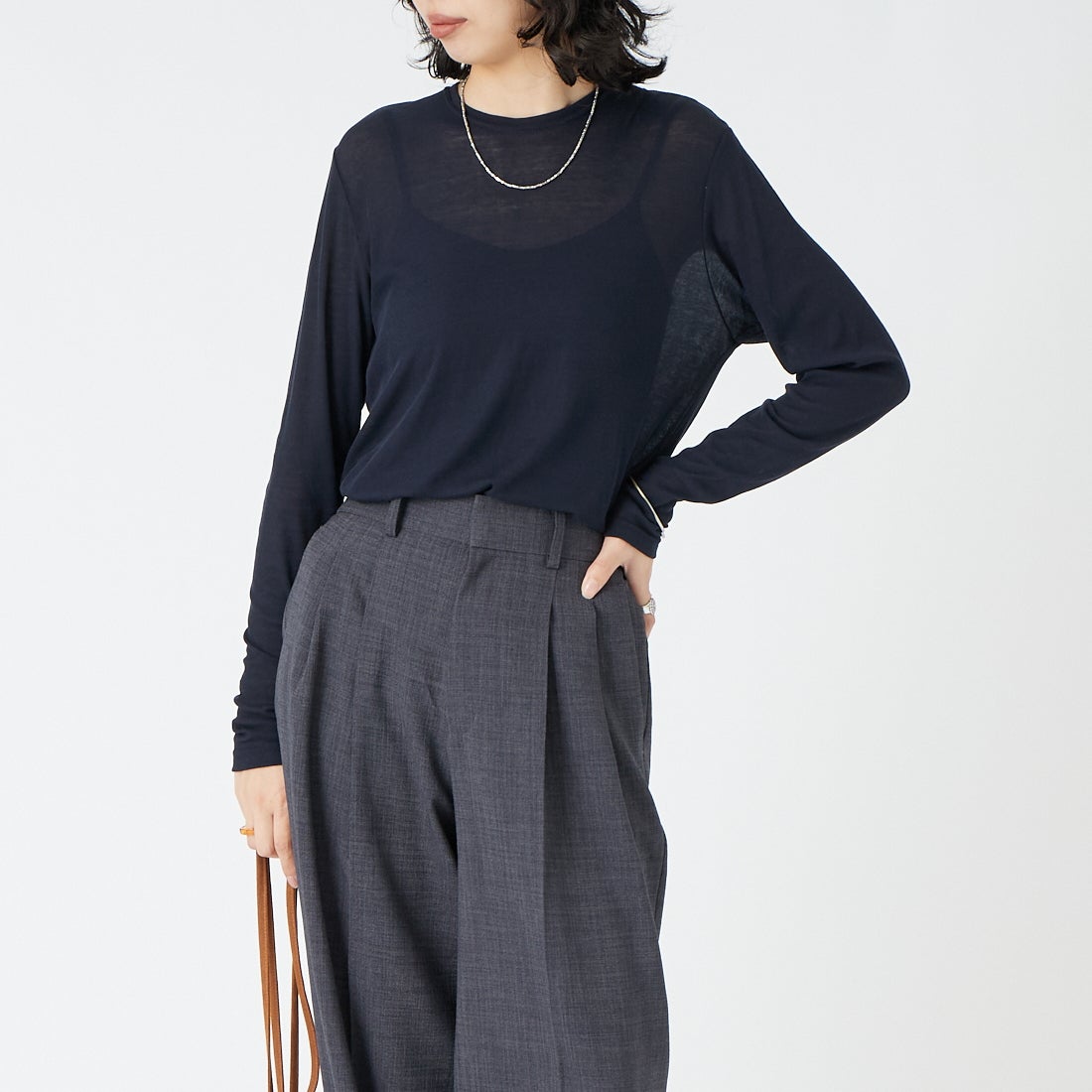 USINE [ユジーヌ] コットンシアーロングスリーブTシャツ [21267069]  076 ﾈｲﾋﾞｰ &&モデル身長：162cm 着用サイズ：F&&