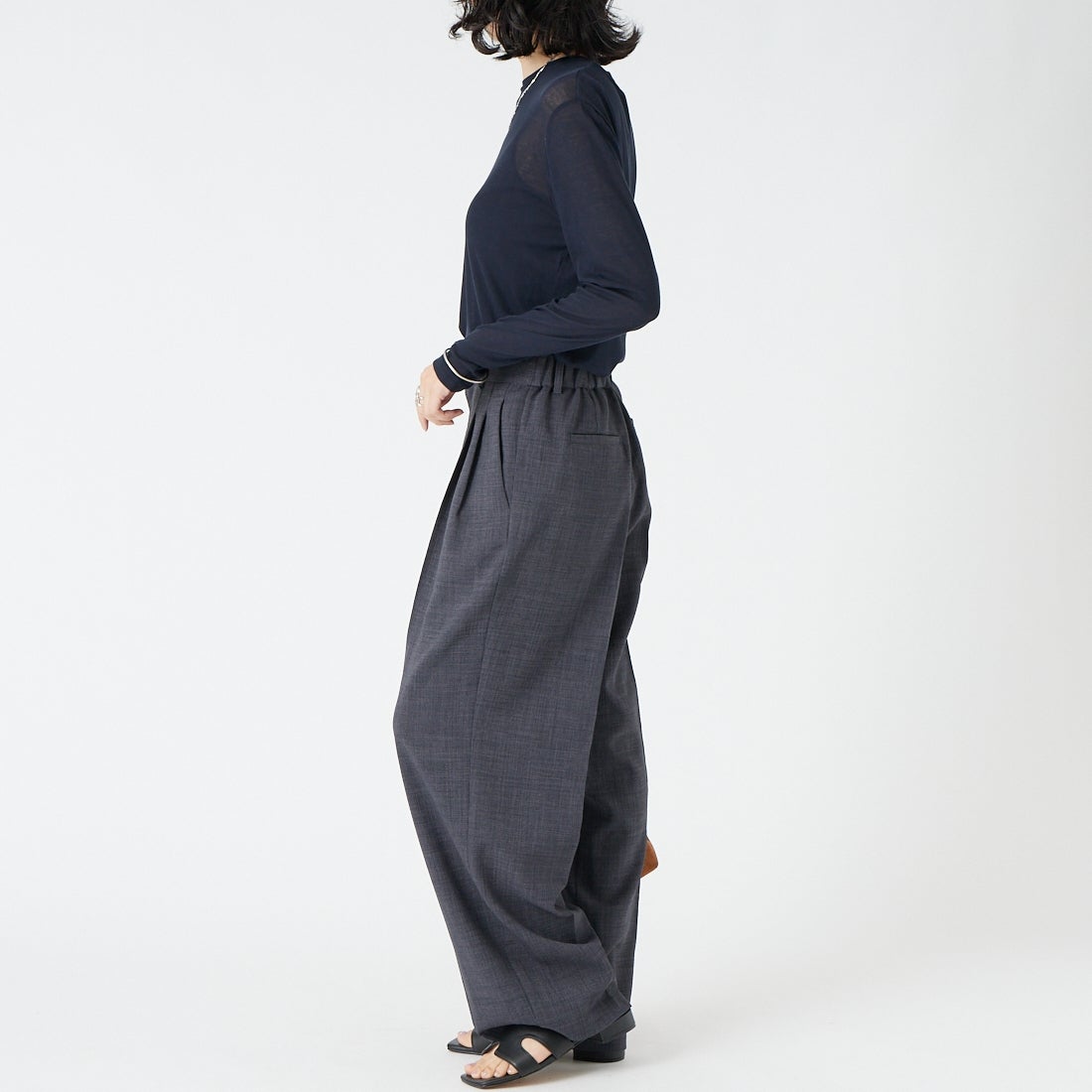 USINE [ユジーヌ] コットンシアーロングスリーブTシャツ [21267069]  076 ﾈｲﾋﾞｰ &&モデル身長：162cm 着用サイズ：F&&