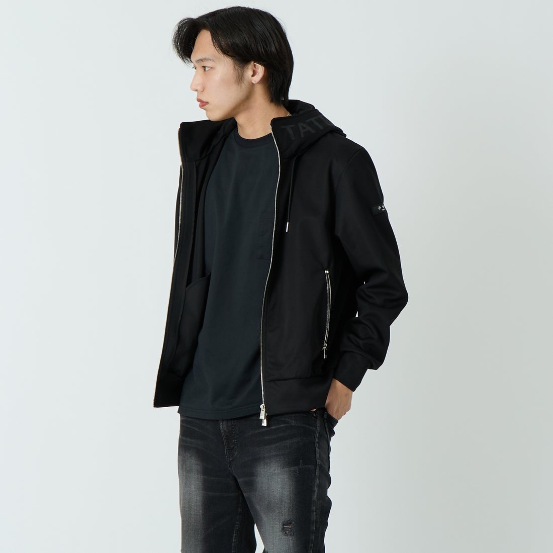 TATRAS [タトラス] BARBIO/バルビオ パーカー [MCKZ0405063588] 01 BLACK &&モデル身長：179cm 着用サイズ：2&&