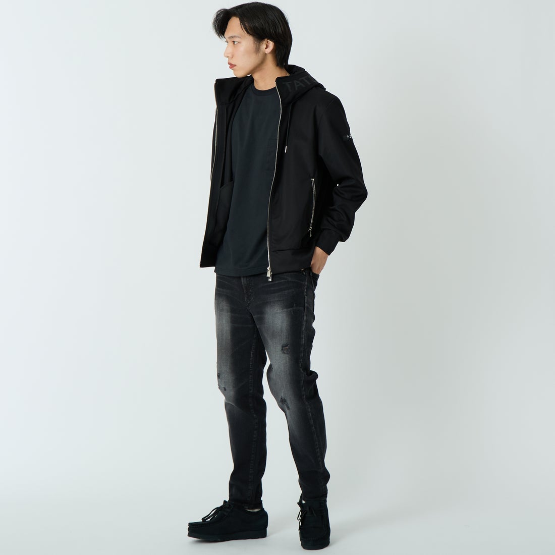 TATRAS [タトラス] BARBIO/バルビオ パーカー [MCKZ0405063588] 01 BLACK &&モデル身長：179cm 着用サイズ：2&&