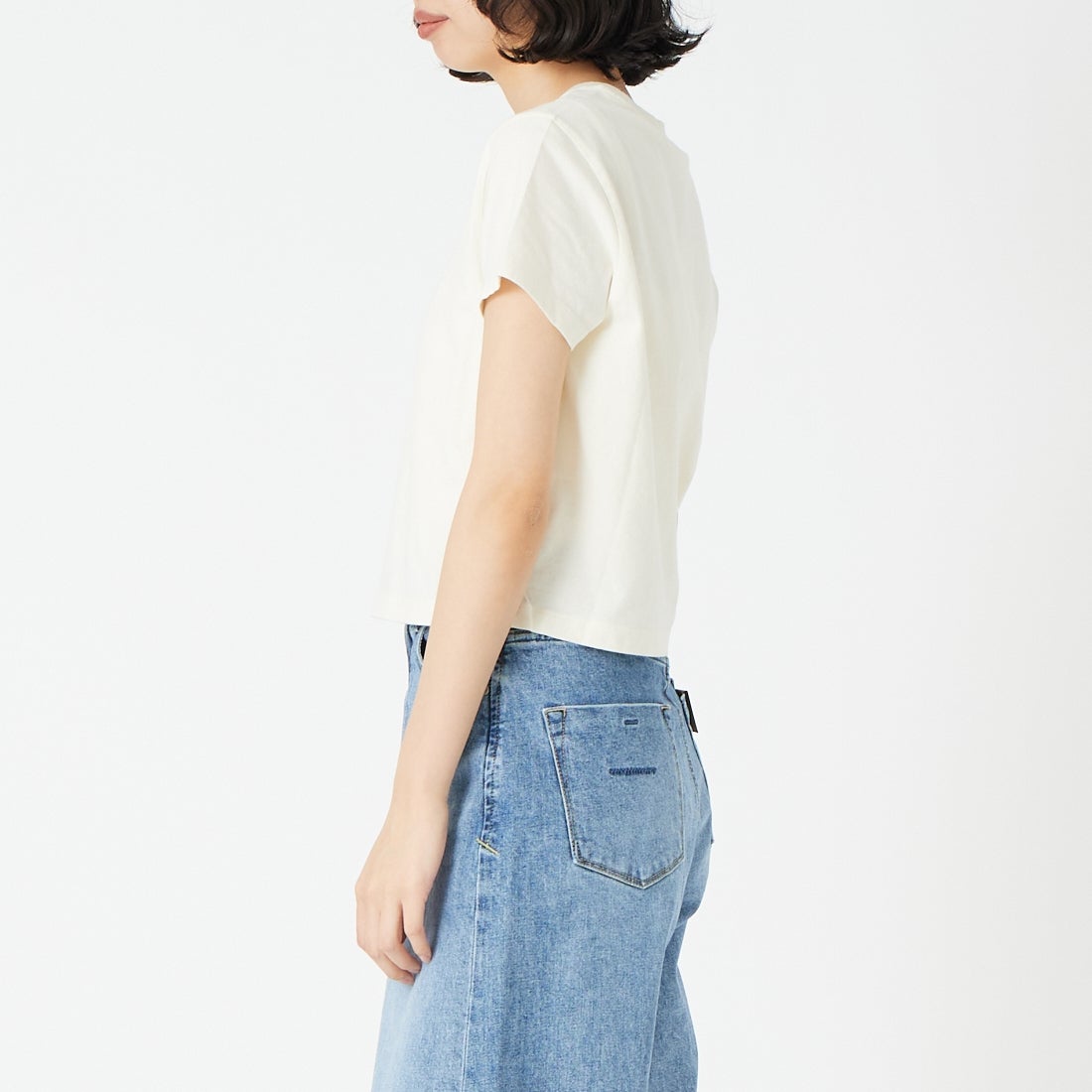 MAISON KITSUNE [メゾン キツネ] ベビーフォックス ベビーTシャツ [MW00105KJ7026] 0063 NOBLE &&モデル身長：162cm 着用サイズ：S&&