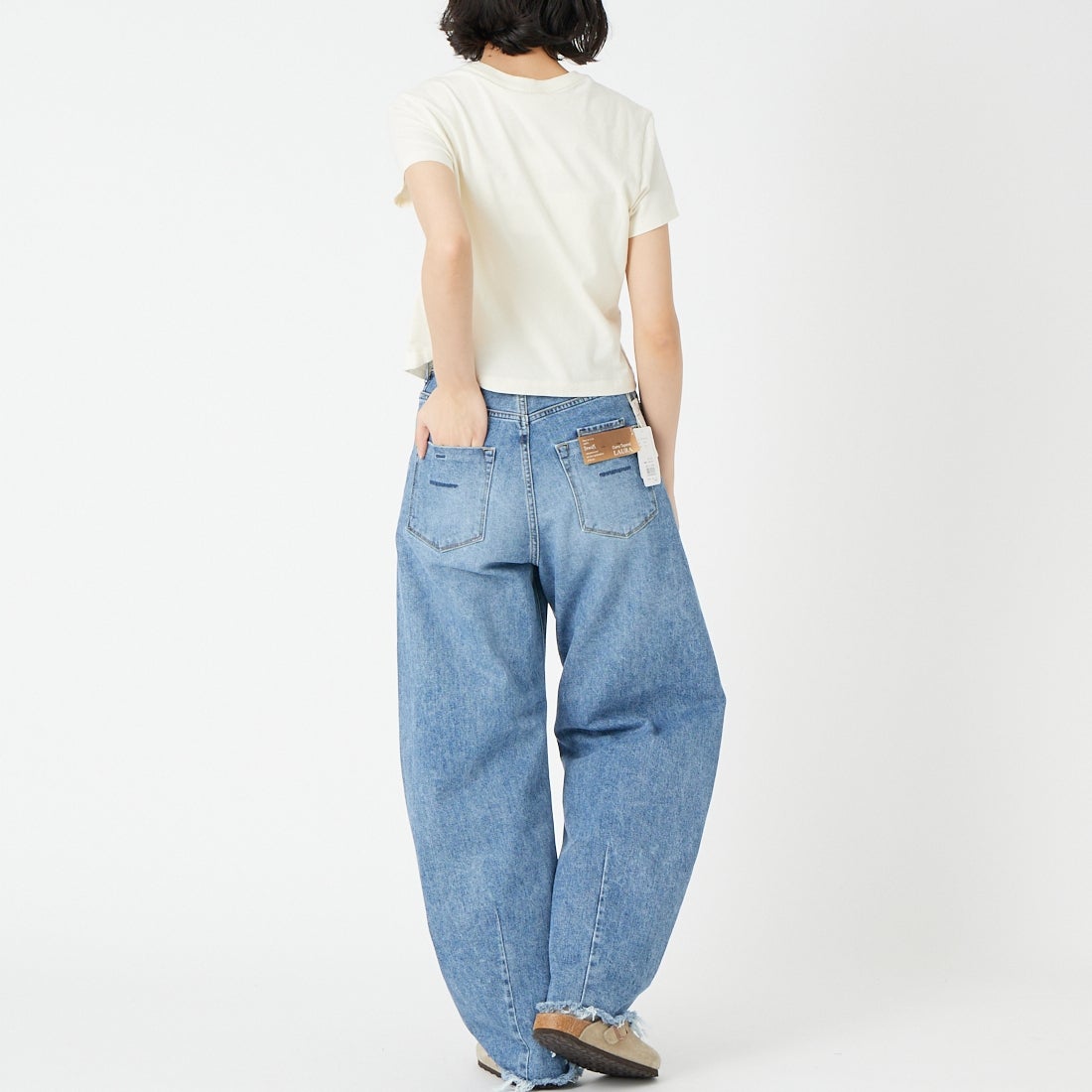 MAISON KITSUNE [メゾン キツネ] ベビーフォックス ベビーTシャツ [MW00105KJ7026] 0063 NOBLE &&モデル身長：162cm 着用サイズ：S&&