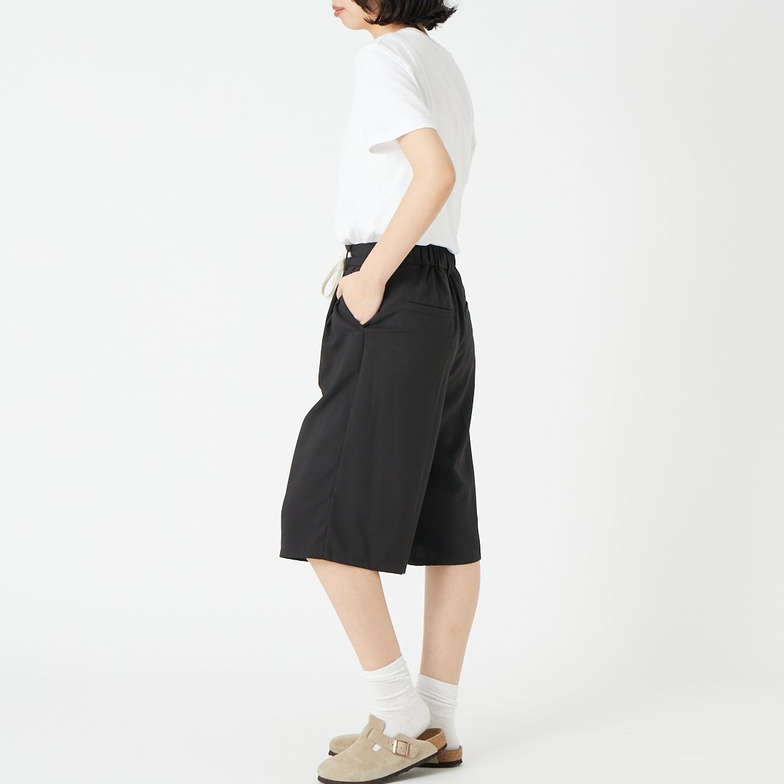 MAISON KITSUNE [メゾン キツネ] ドリーミングフォックス レギュラーTシャツ [QW00109KJ7026] P100 WHITE &&モデル身長：162cm 着用サイズ：S&&